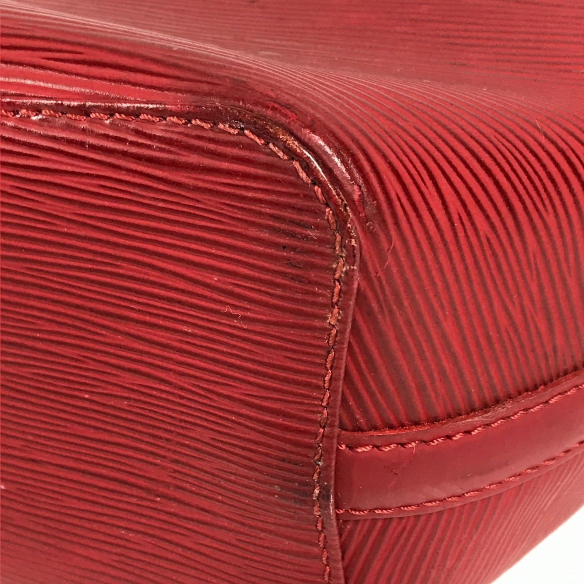Louis Vuitton Red Color Epi Leather Shoulder Bag (Pre-Owned)