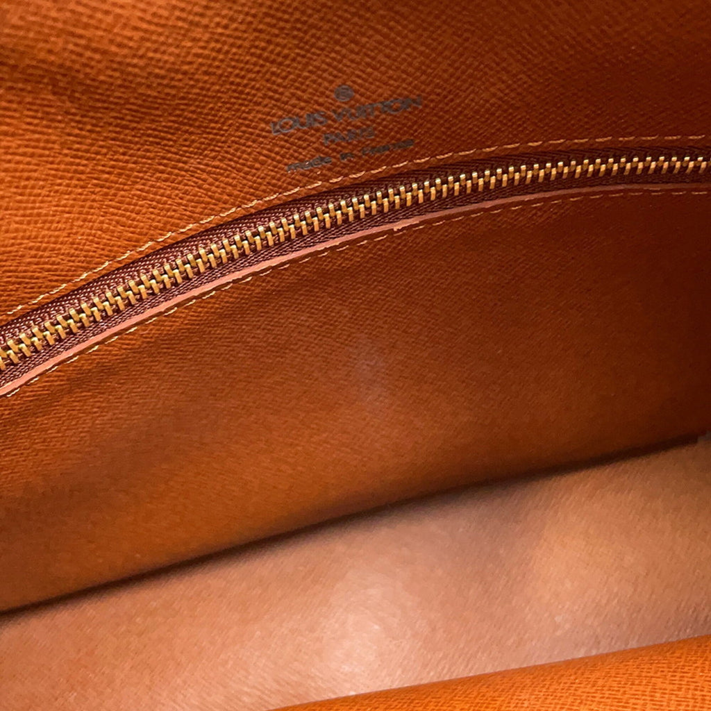 Louis Vuitton Brown Monogram Shoulder Bag (Pre-Owned)