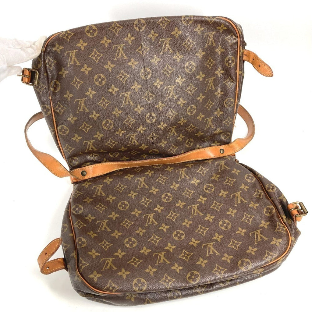 Louis Vuitton Brown Monogram Monogram Shoulder Bag (Pre-Owned)