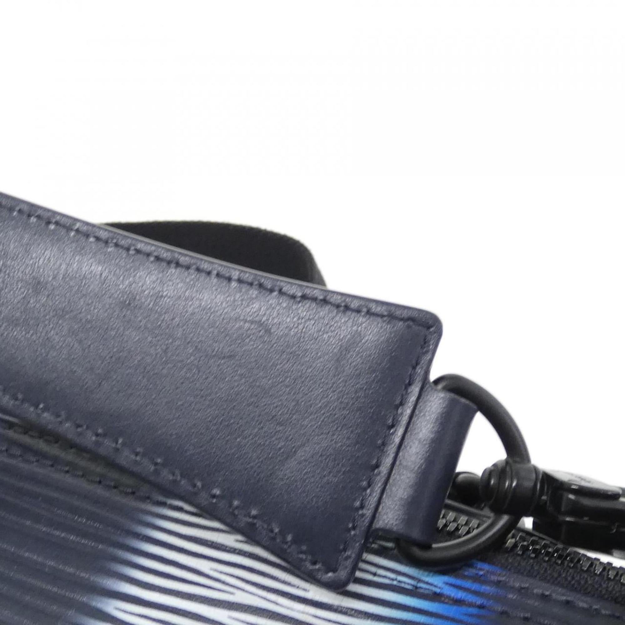 Louis Vuitton Leather Shoulder Bag (Pre-Owned)