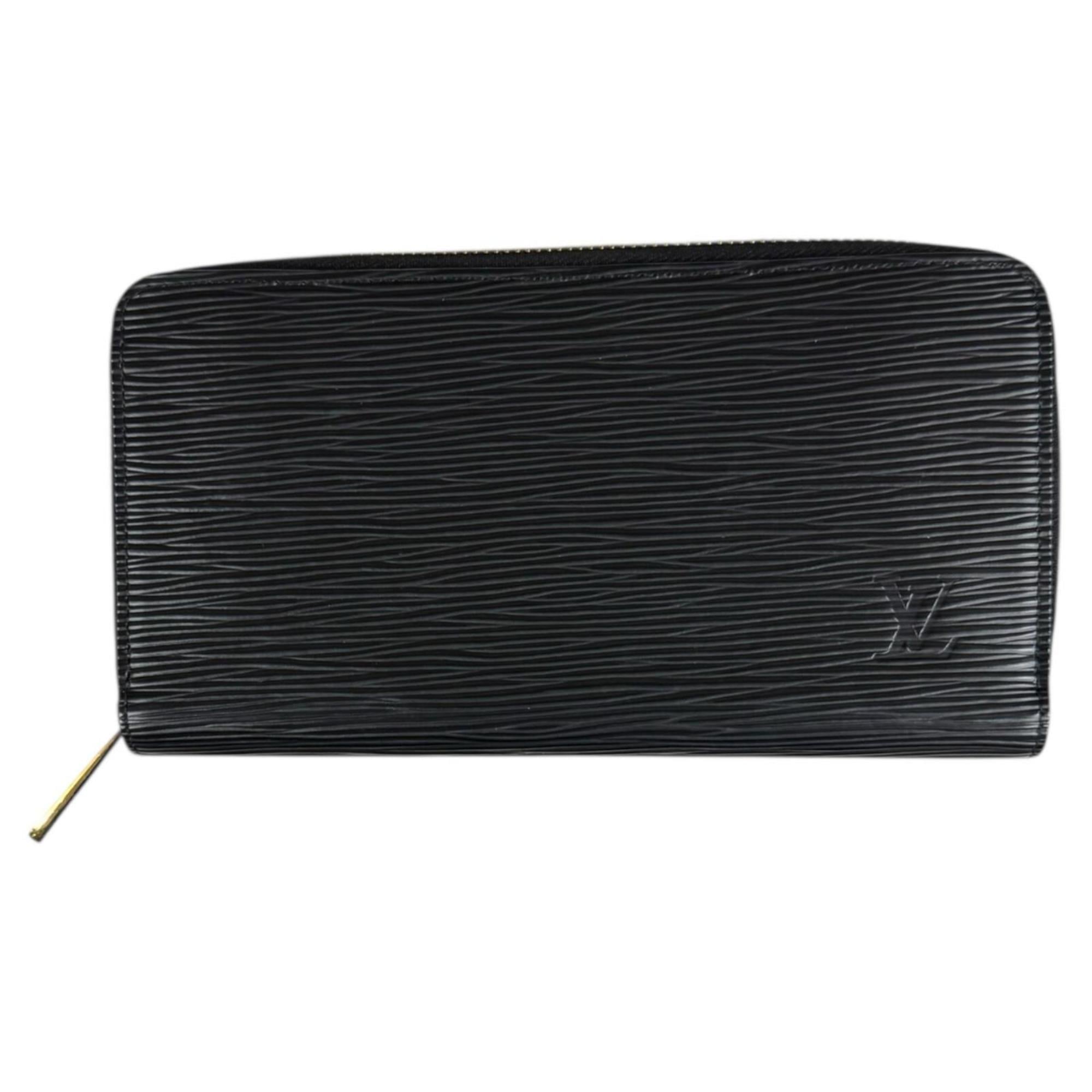 Louis Vuitton Black Noir Epi Leather Long Wallet (Bi-Fold) (Pre-Owned)