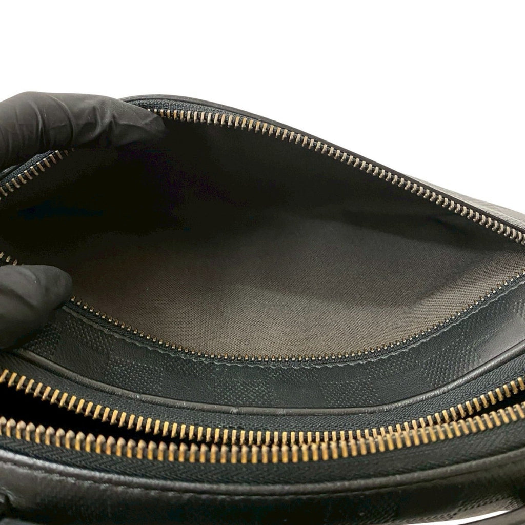 Louis Vuitton Black Leather Handbag Sling Bag (Pre-Owned)