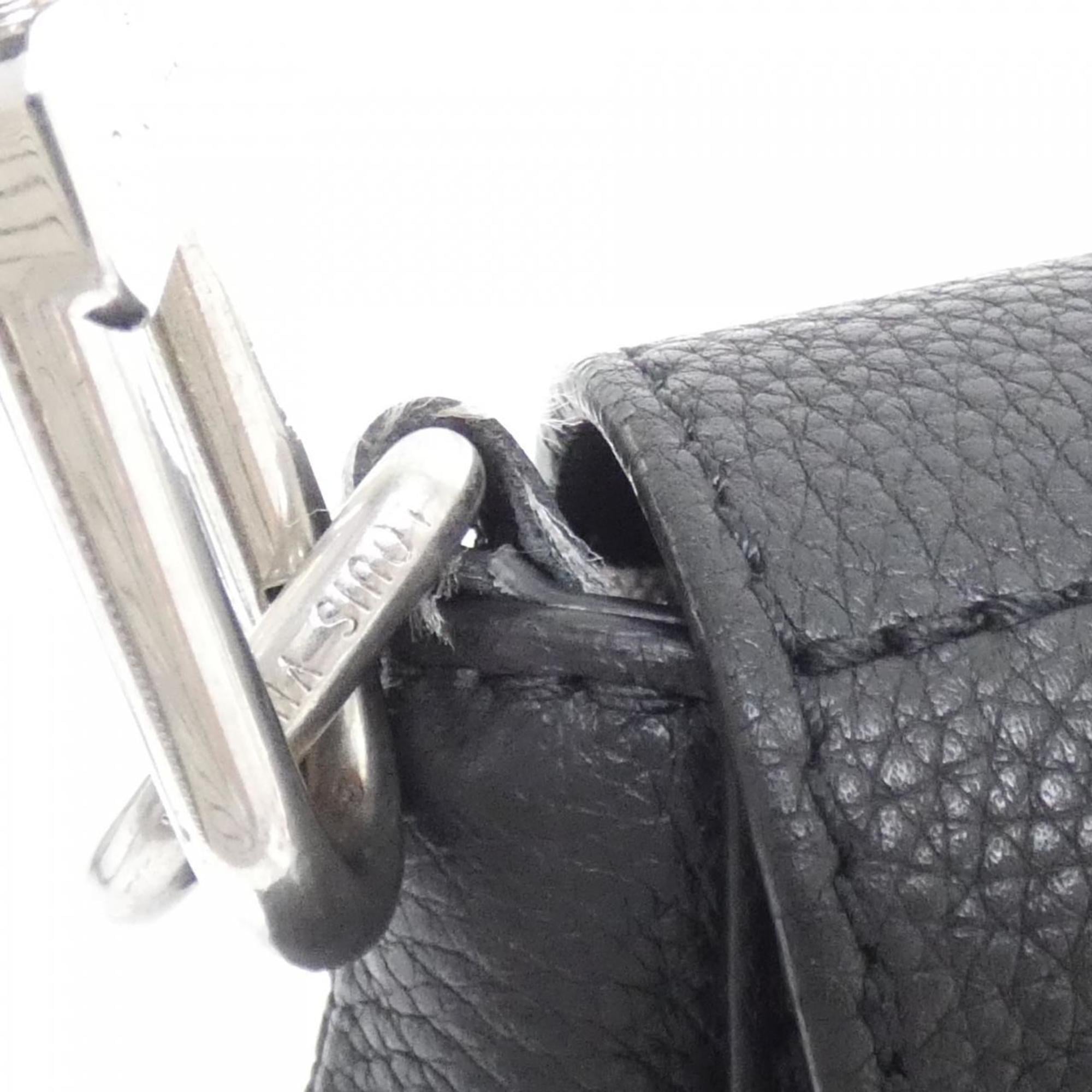 Louis Vuitton Black Leather Shoulder Bag (Pre-Owned)
