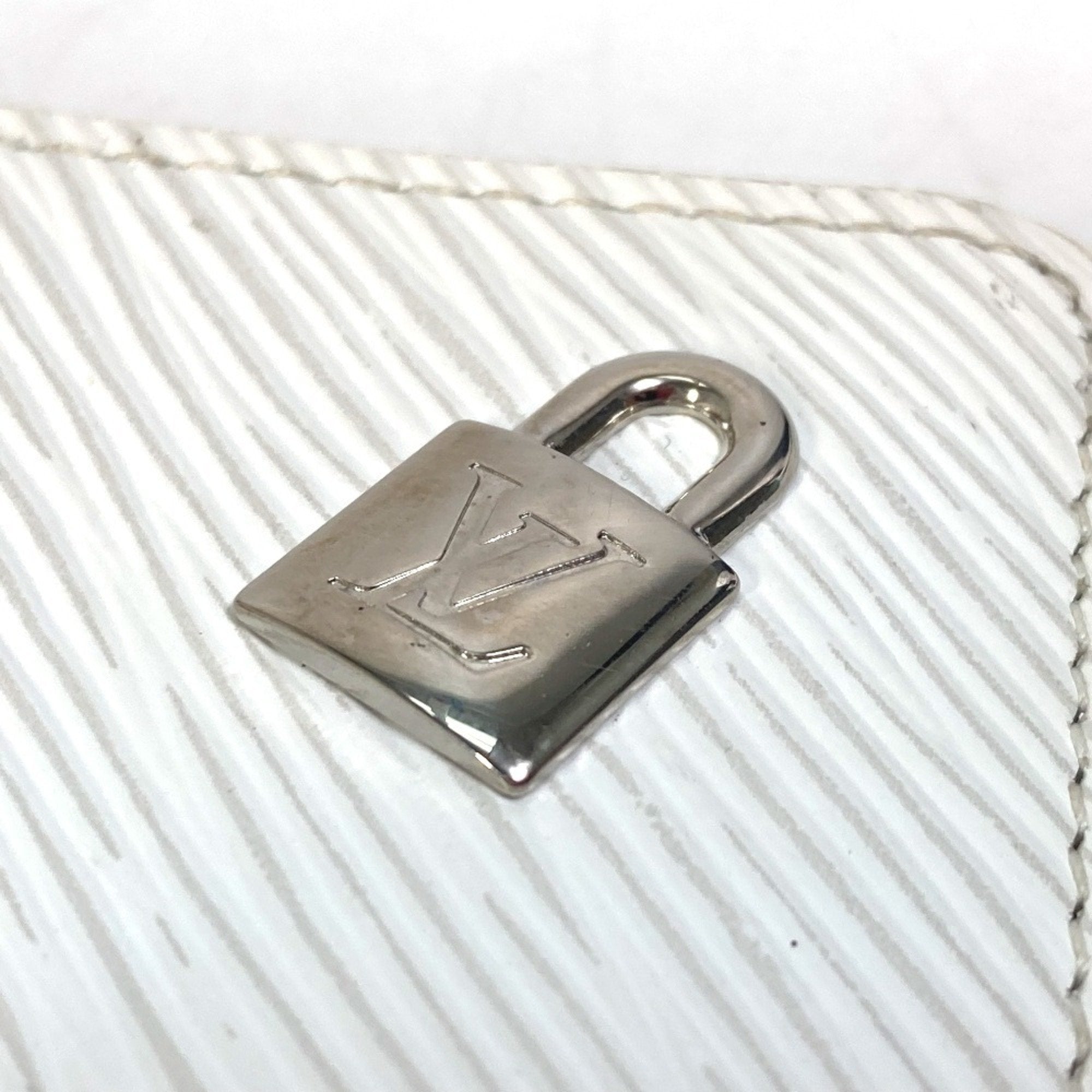 Louis Vuitton Epi Blanc White Epi Leather Coin Purse/Coin Case (Pre-Owned)