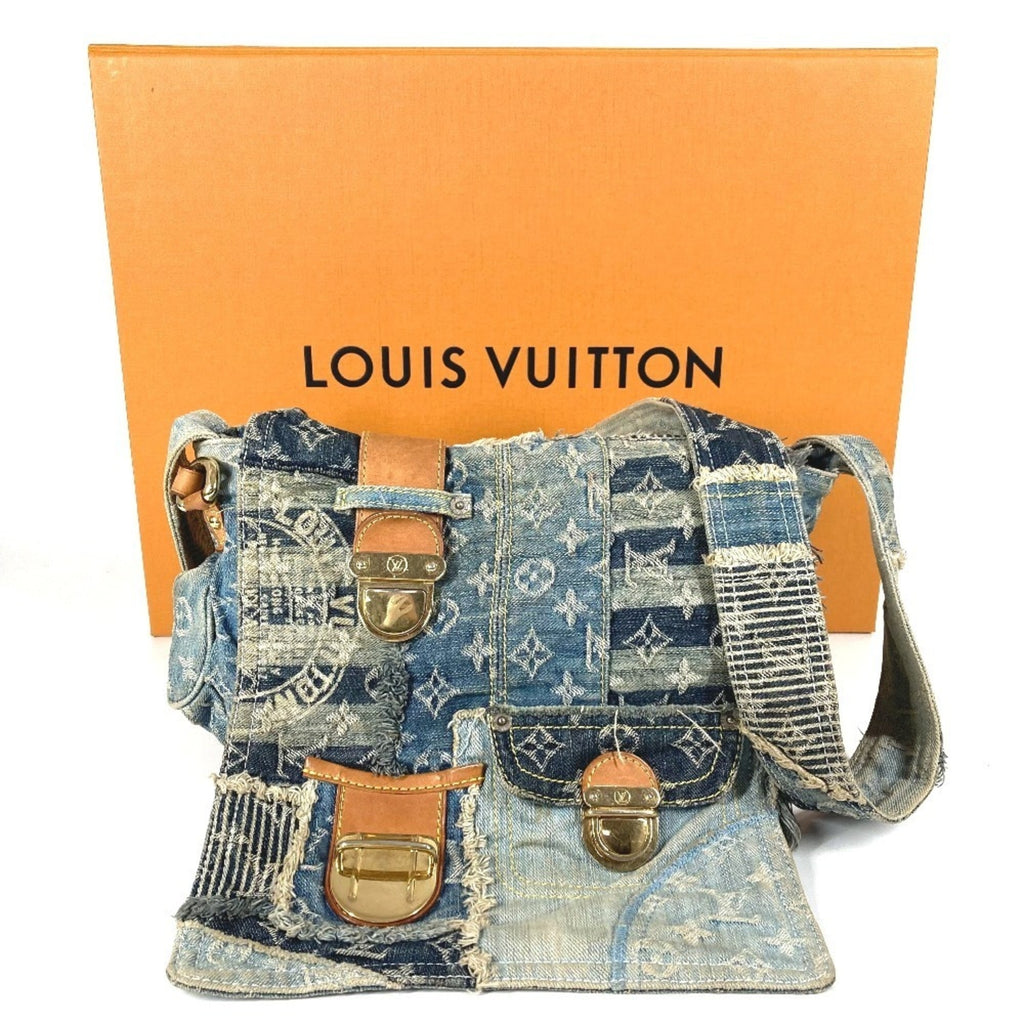 Louis Vuitton Monogram Denim Blue Monogram Denim Messenger Bag Shoulder Bag (Pre-Owned)