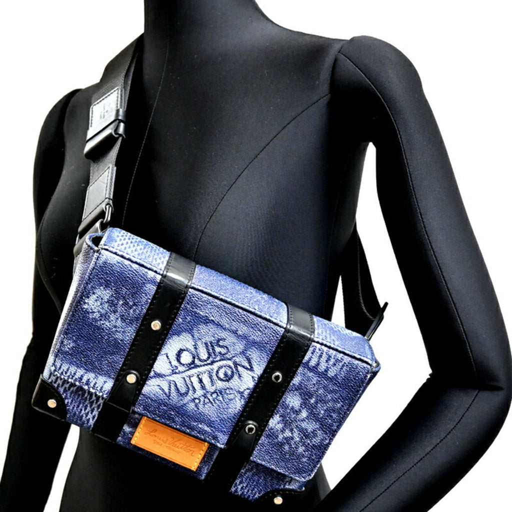 Louis Vuitton Damier Blue Damier Canvas Galle Pvc Fanny Pack (Pre-Owned)