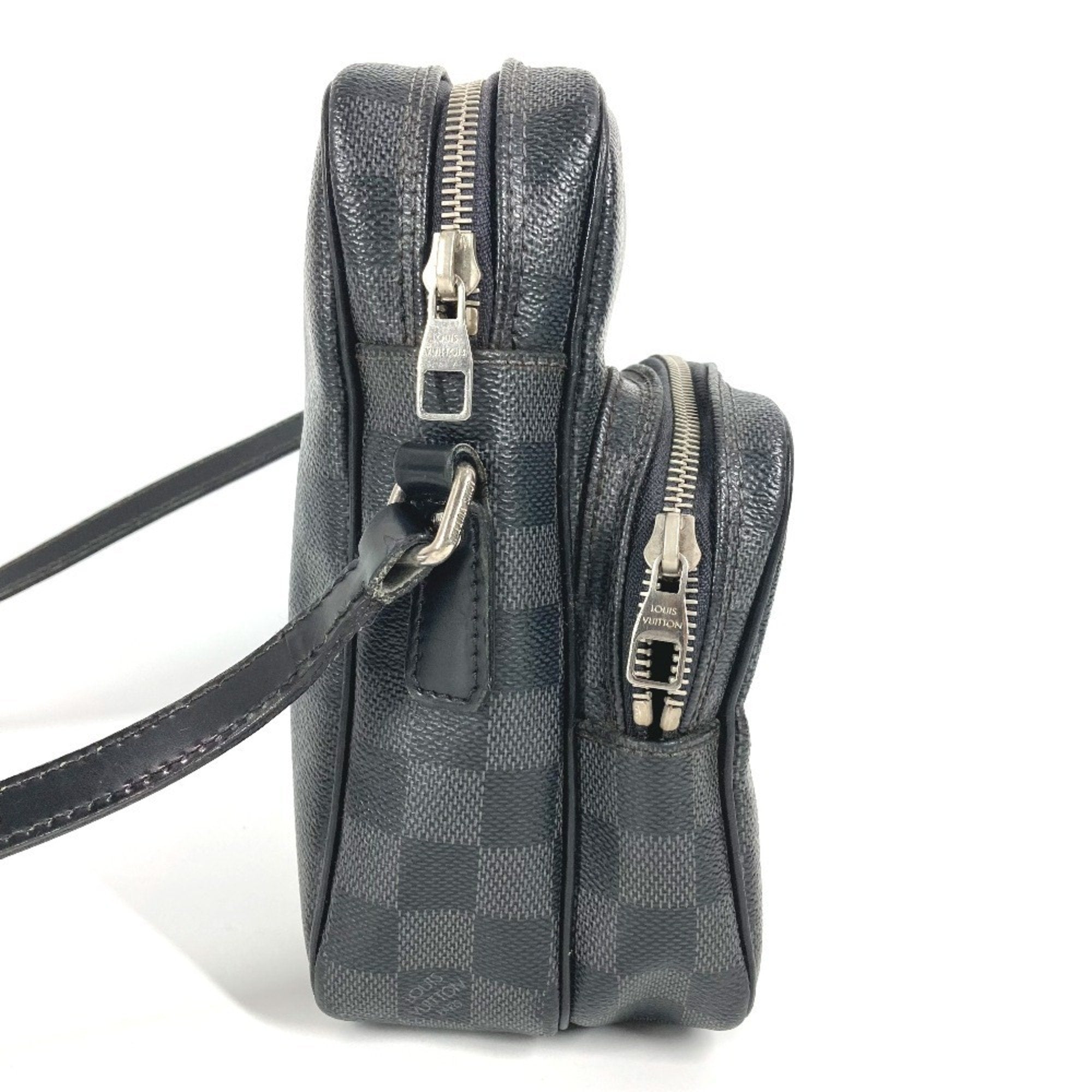 Louis Vuitton Black Damier Graphite Damier Graphite Pochette Shoulder Bag (Pre-Owned)
