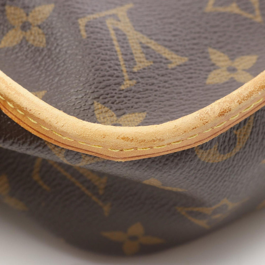 Louis Vuitton Brown Pvc Leather Shoulder Bag (Pre-Owned)