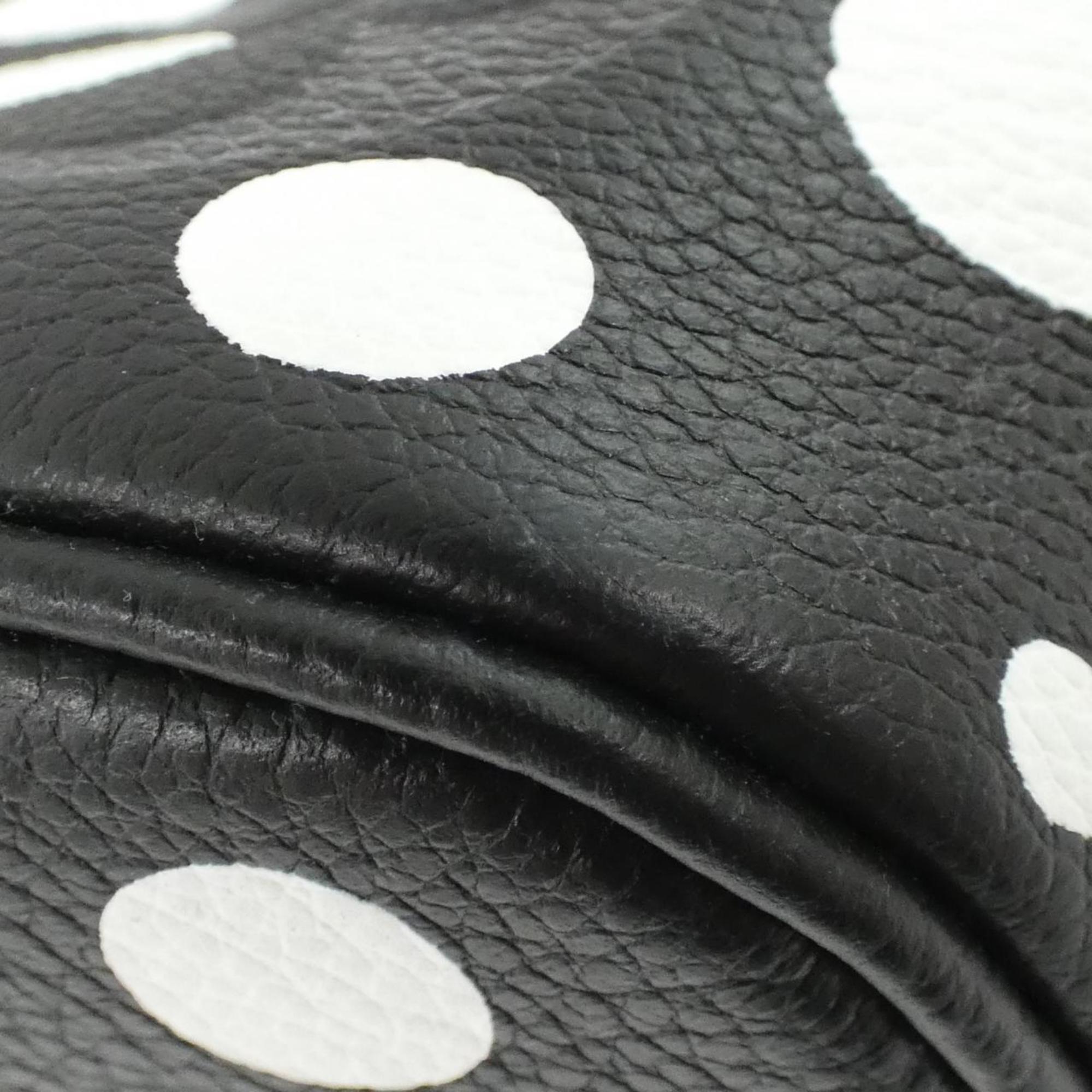 Louis Vuitton Black Leather Handbag (Pre-Owned)