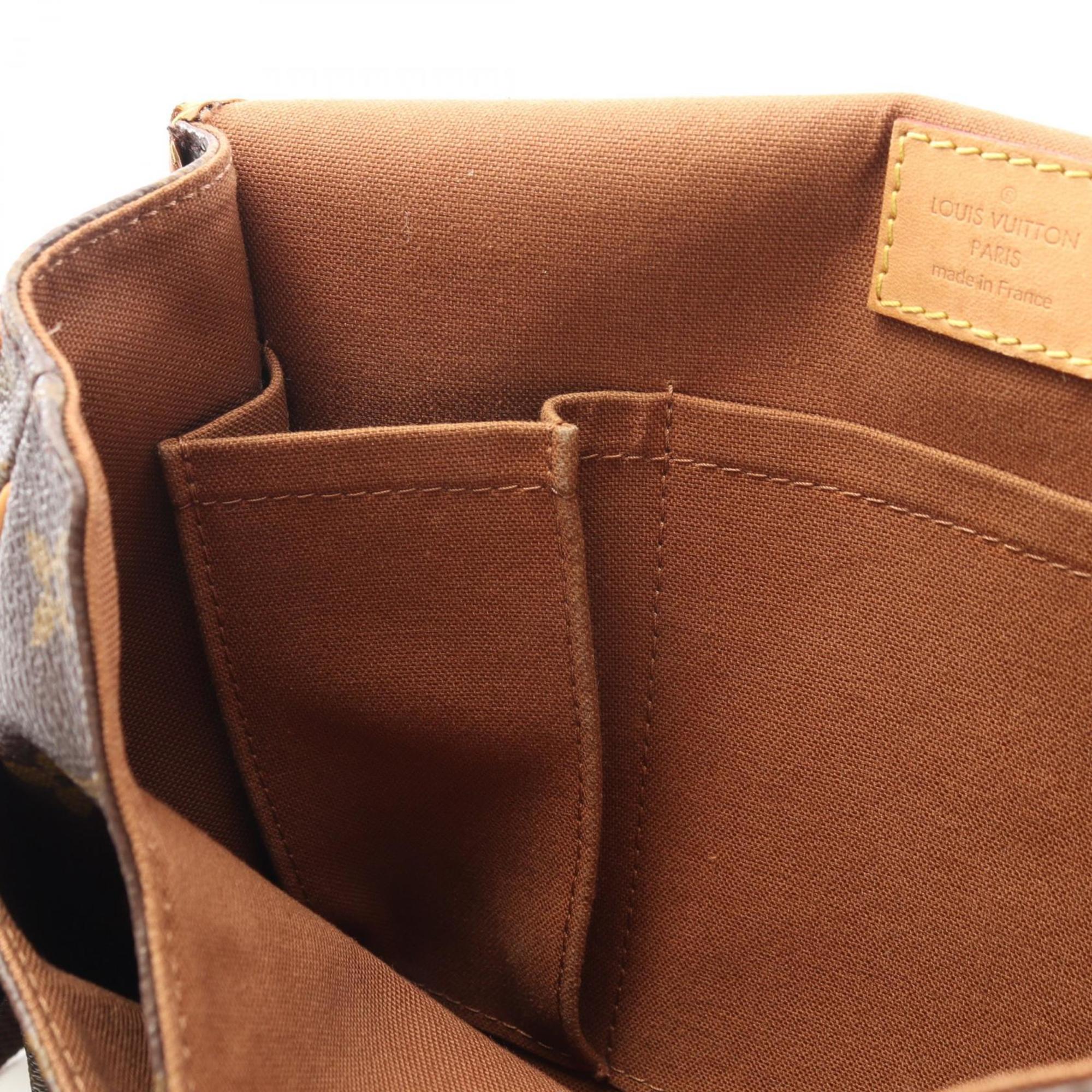 Louis Vuitton Brown Coated Canvas Leather Shoulder Bag (Pre-Owned)
