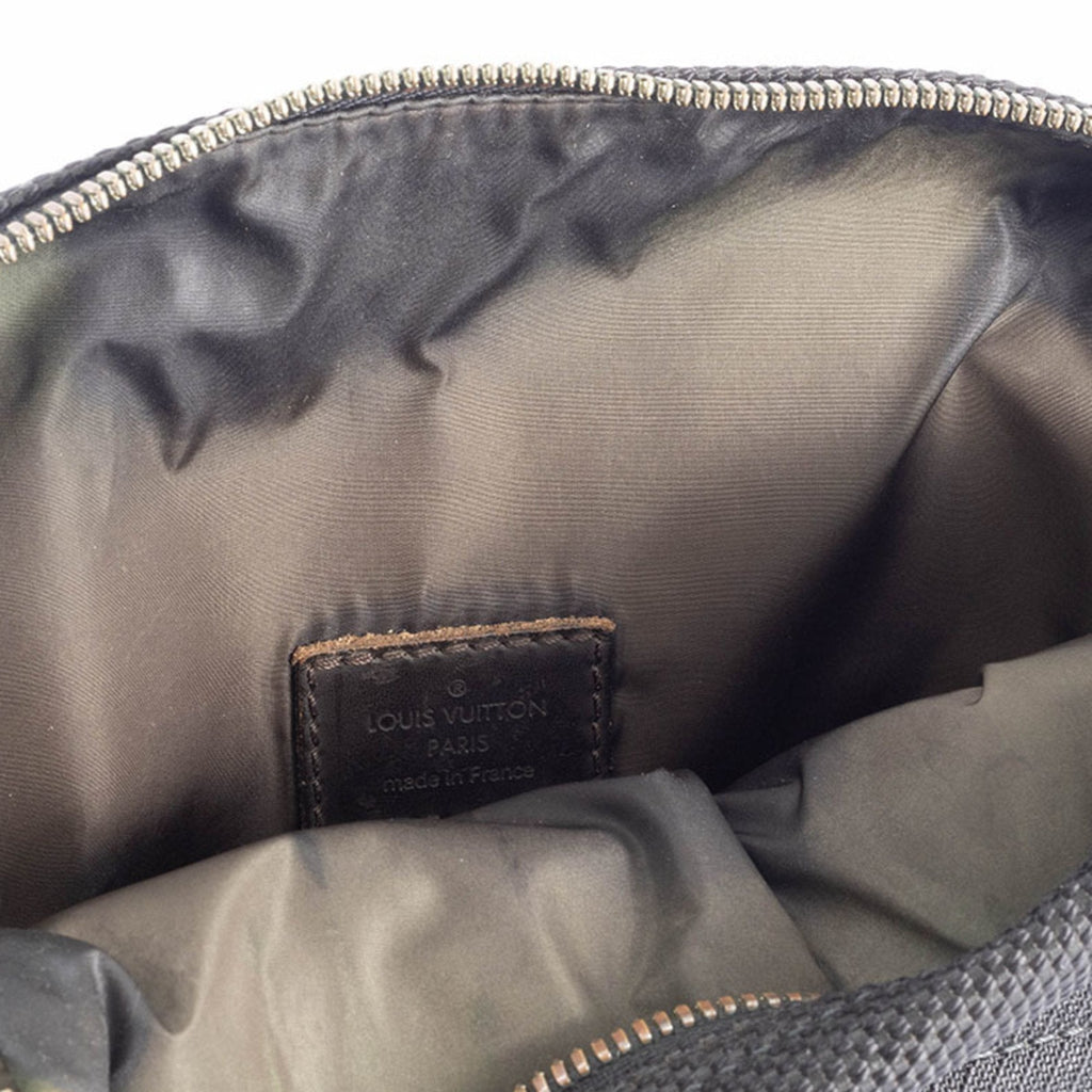 Louis Vuitton Black Noir Damier Geant Shoulder Bag (Pre-Owned)