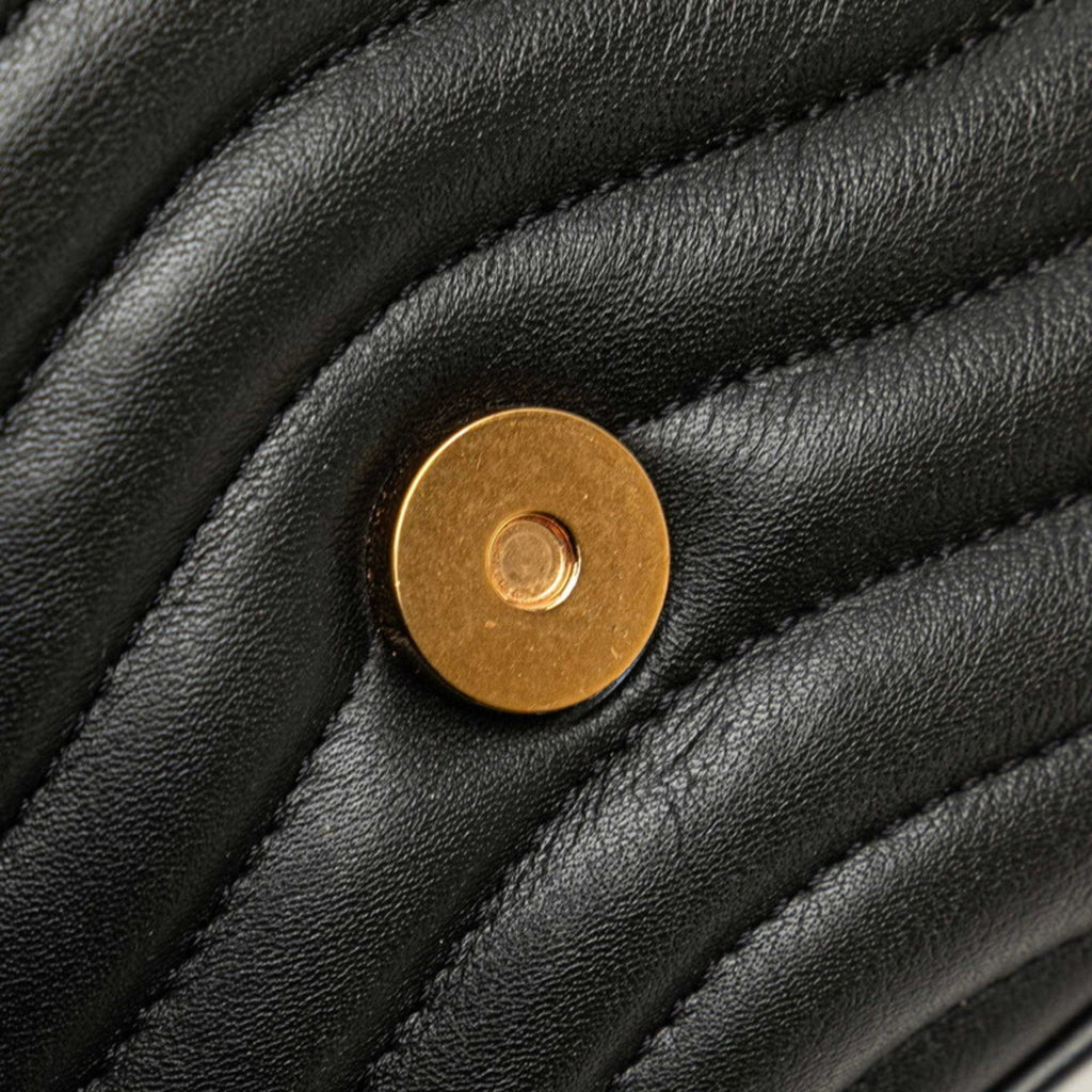 Louis Vuitton Black Noir Leather Pochette Shoulder Bag (Pre-Owned)