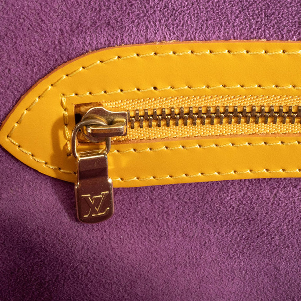 Louis Vuitton Yellow Epi Leather Shoulder Bag (Pre-Owned)