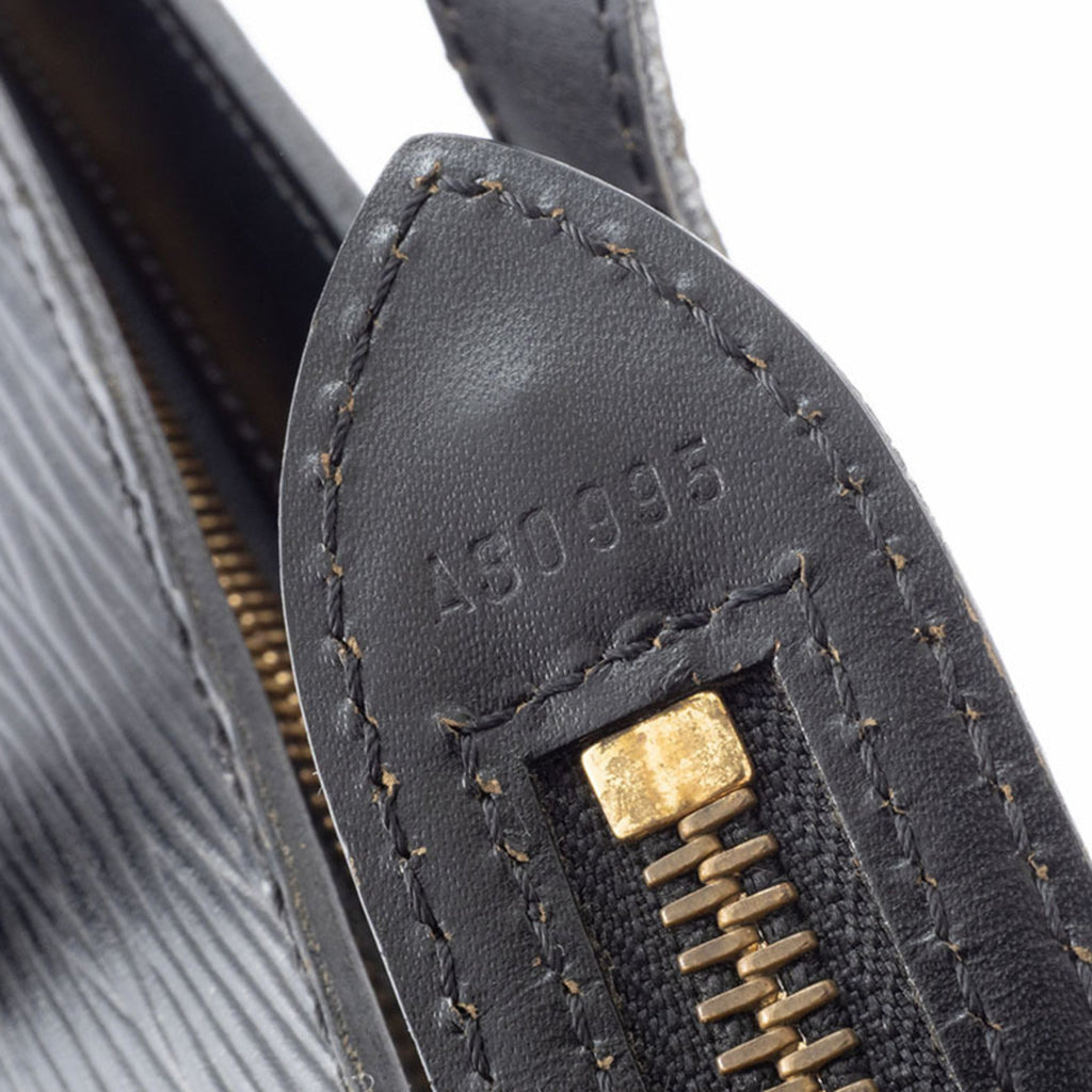 Louis Vuitton Epi Noir Epi Leather Shoulder Bag (Pre-Owned)