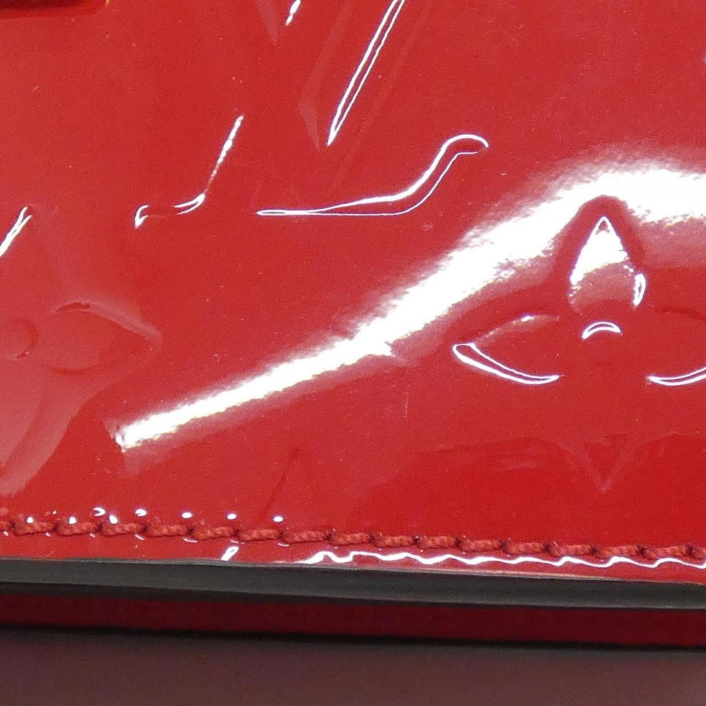 Louis Vuitton Vernis Cerise Leather Shoulder Bag (Pre-Owned)