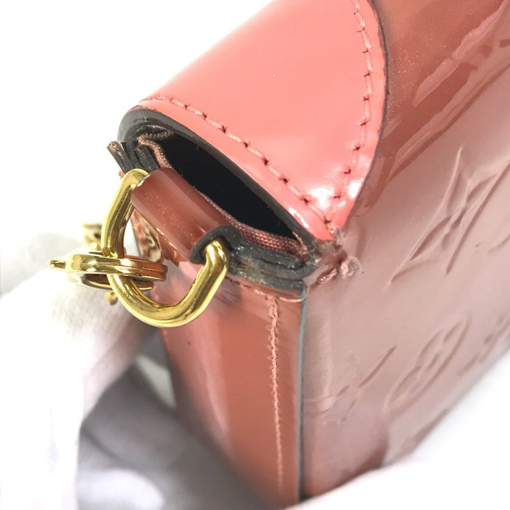Louis Vuitton Monogram Vernis Pink Patent Leather Pochette Shoulder Bag (Pre-Owned)