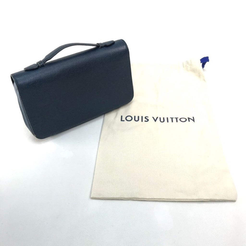 Louis Vuitton Taiga Blue Ocean Taiga Leather Long Wallet (Bi-Fold) (Pre-Owned)