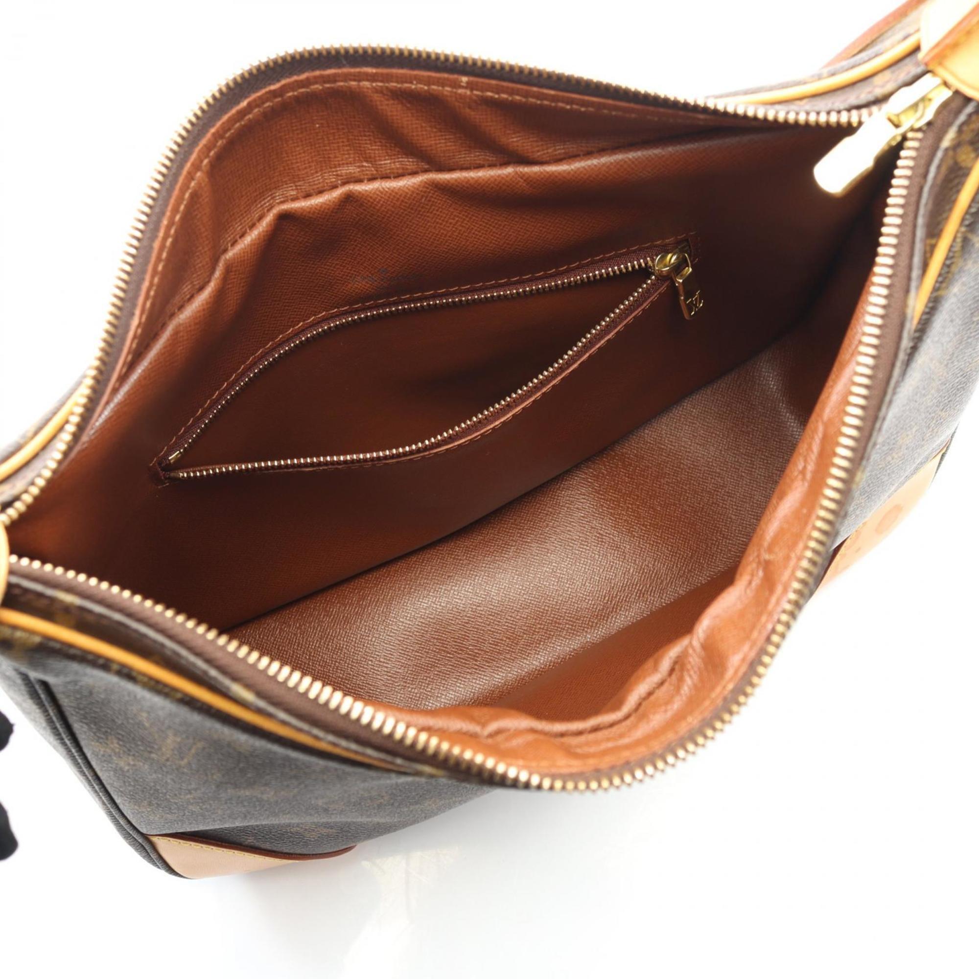 Louis Vuitton Brown Coated Canvas Leather Shoulder Bag (Pre-Owned)