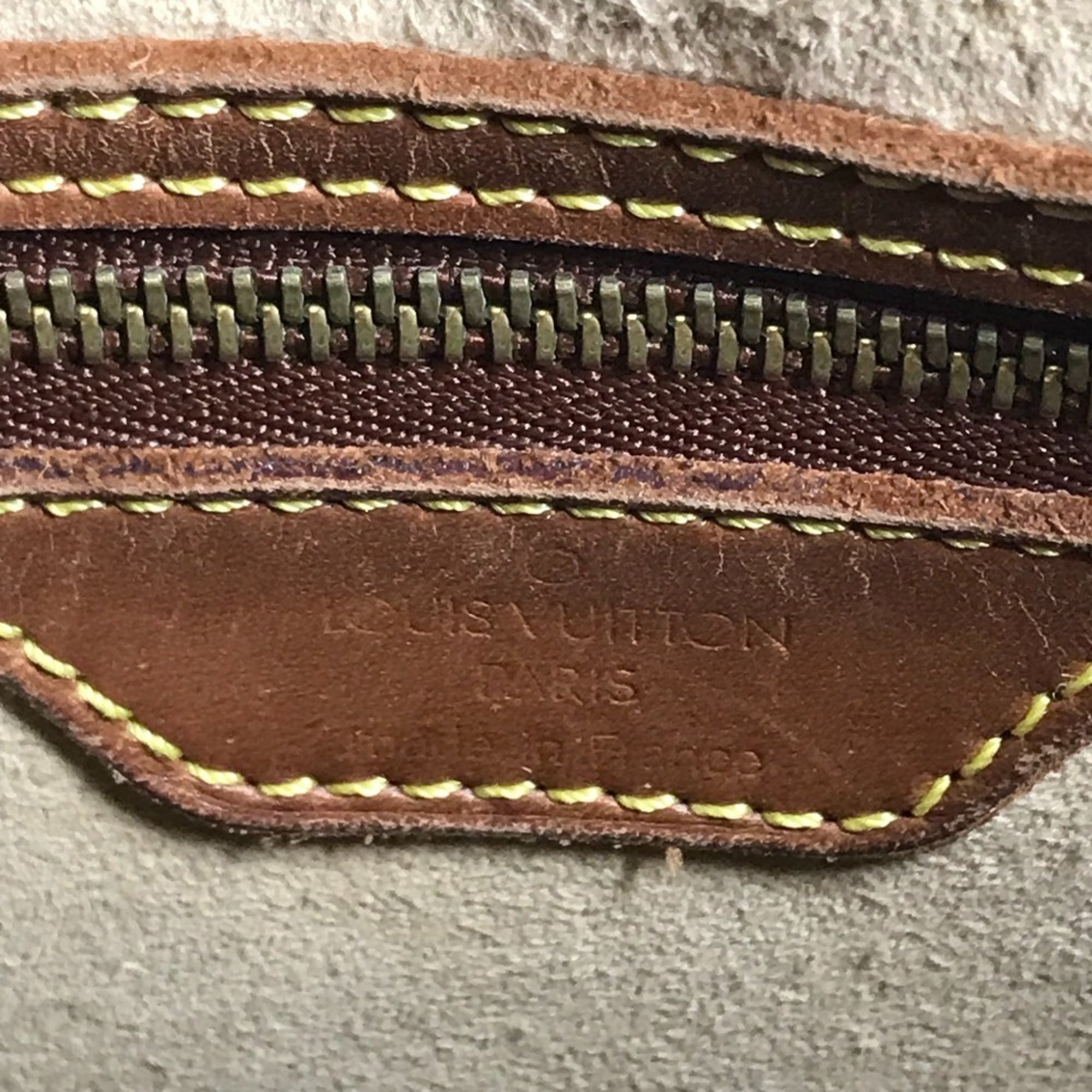 Louis Vuitton Monogram Brown Monogram Shoulder Bag (Pre-Owned)