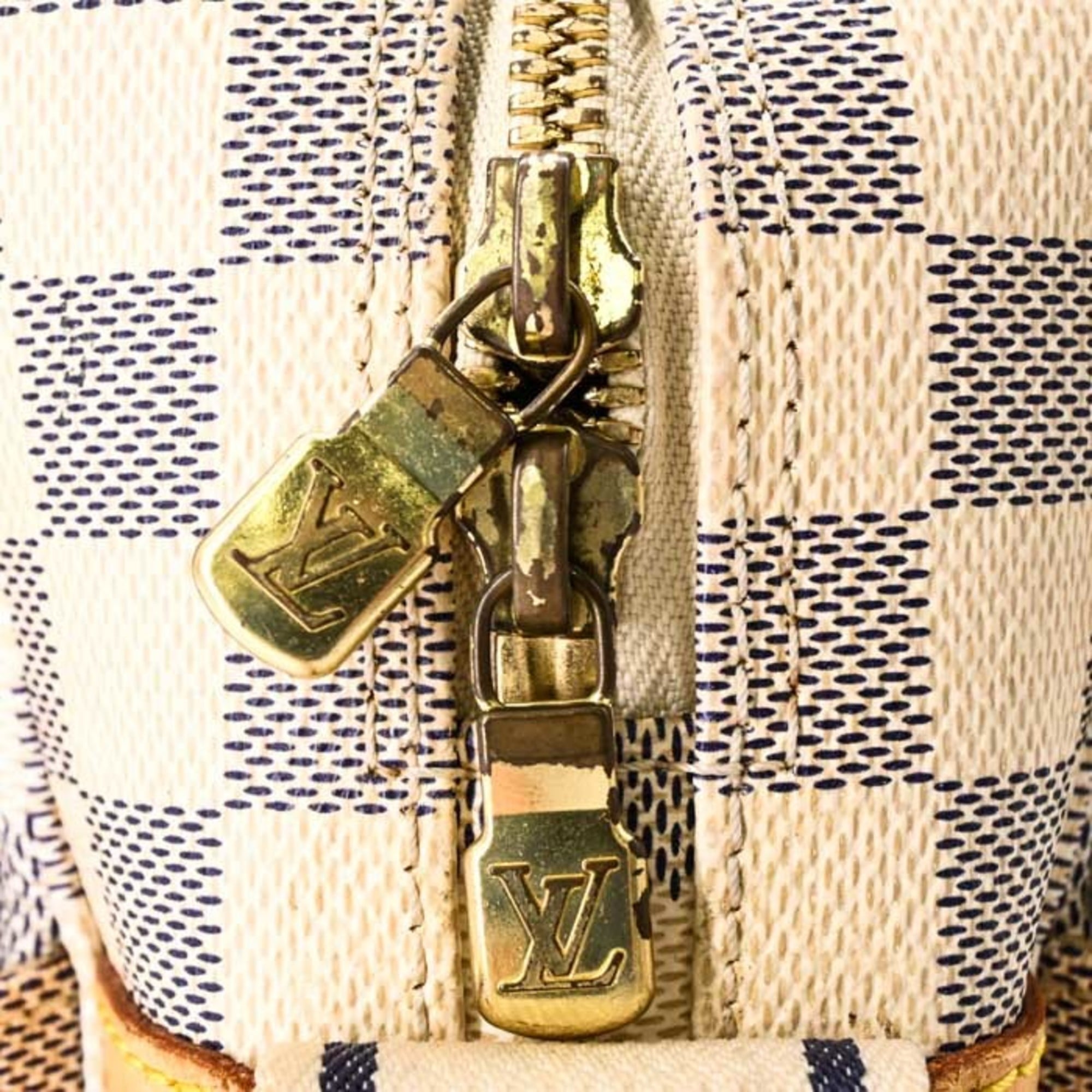 Louis Vuitton Damier Azur Off-White Damier Azur Shoulder Bag (Pre-Owned)