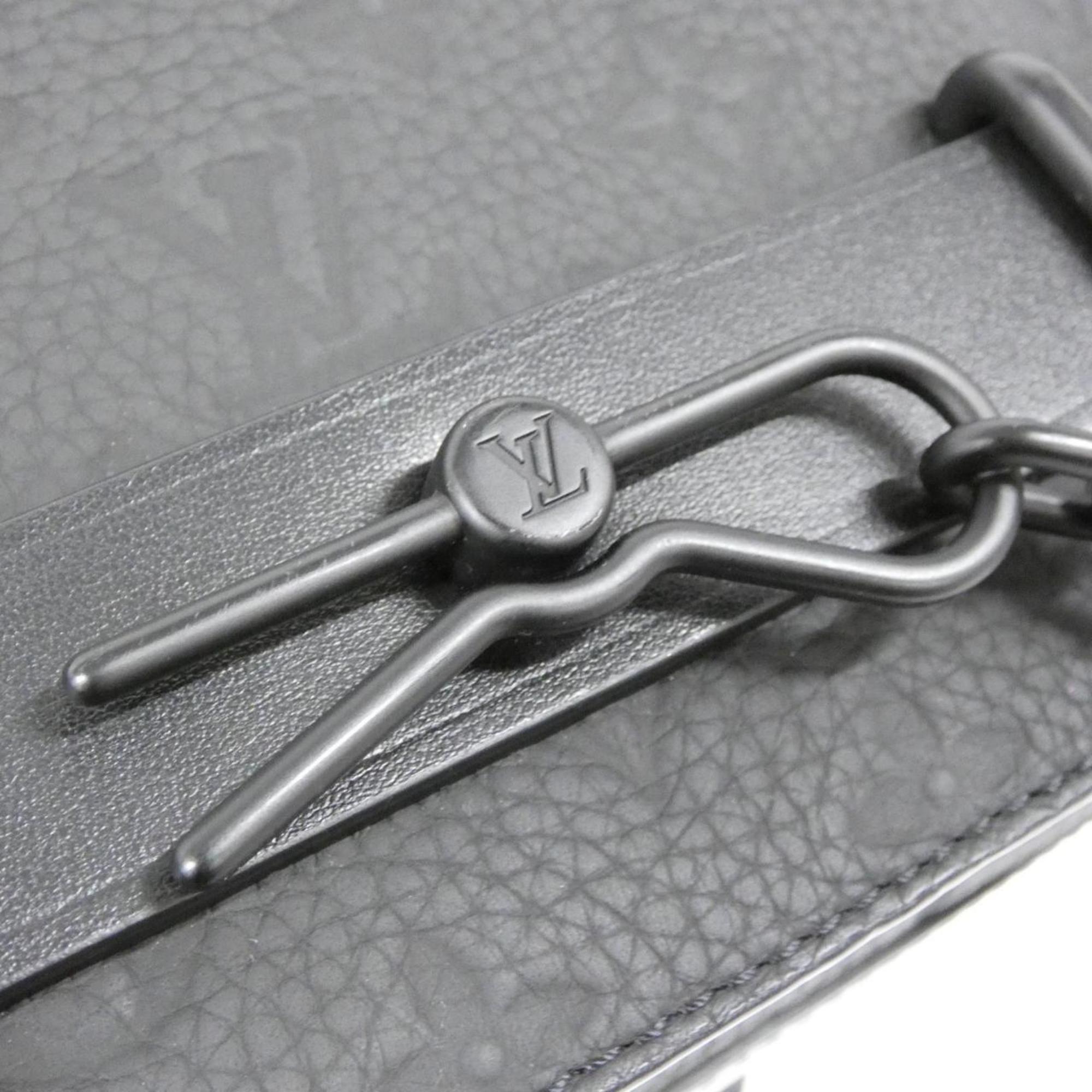 Louis Vuitton Black Leather Messenger Bag Shoulder Bag (Pre-Owned)