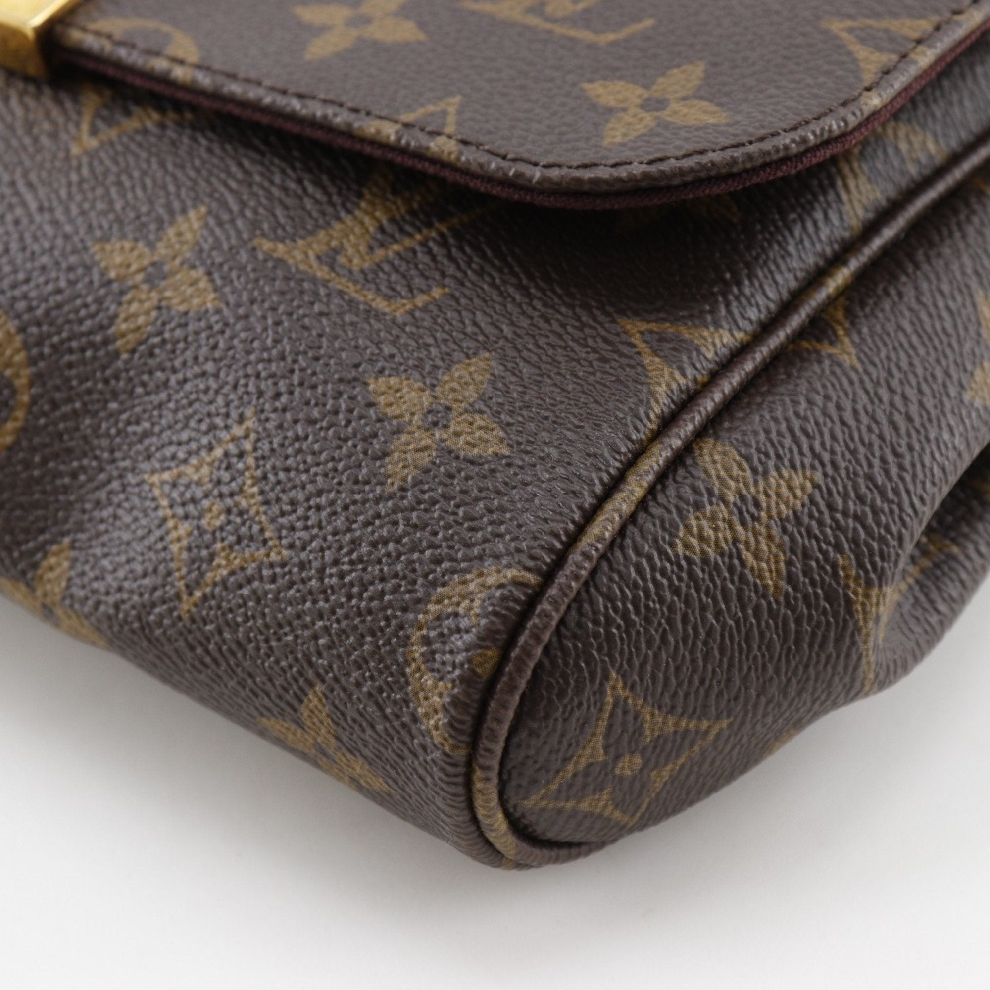 Louis Vuitton Brown Monogram Shoulder Bag (Pre-Owned)
