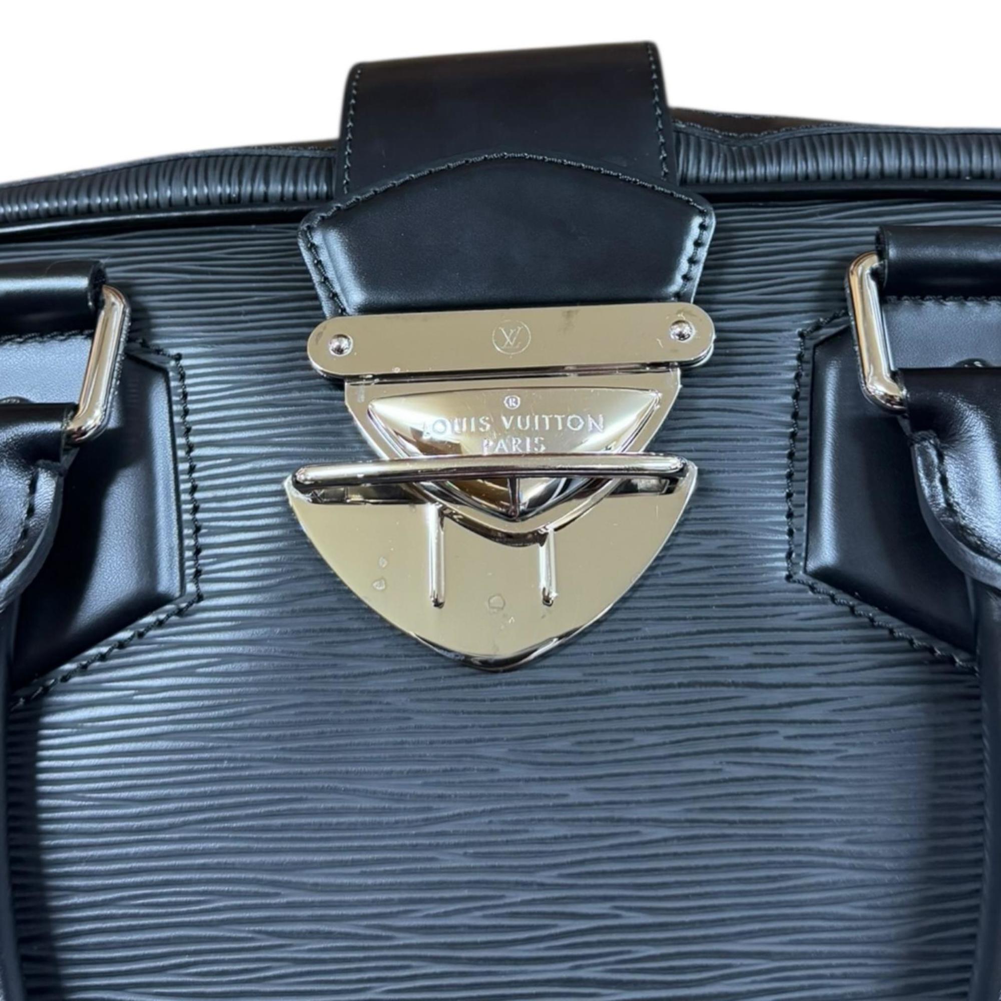 Louis Vuitton Black Epi Leather Handbag (Pre-Owned)