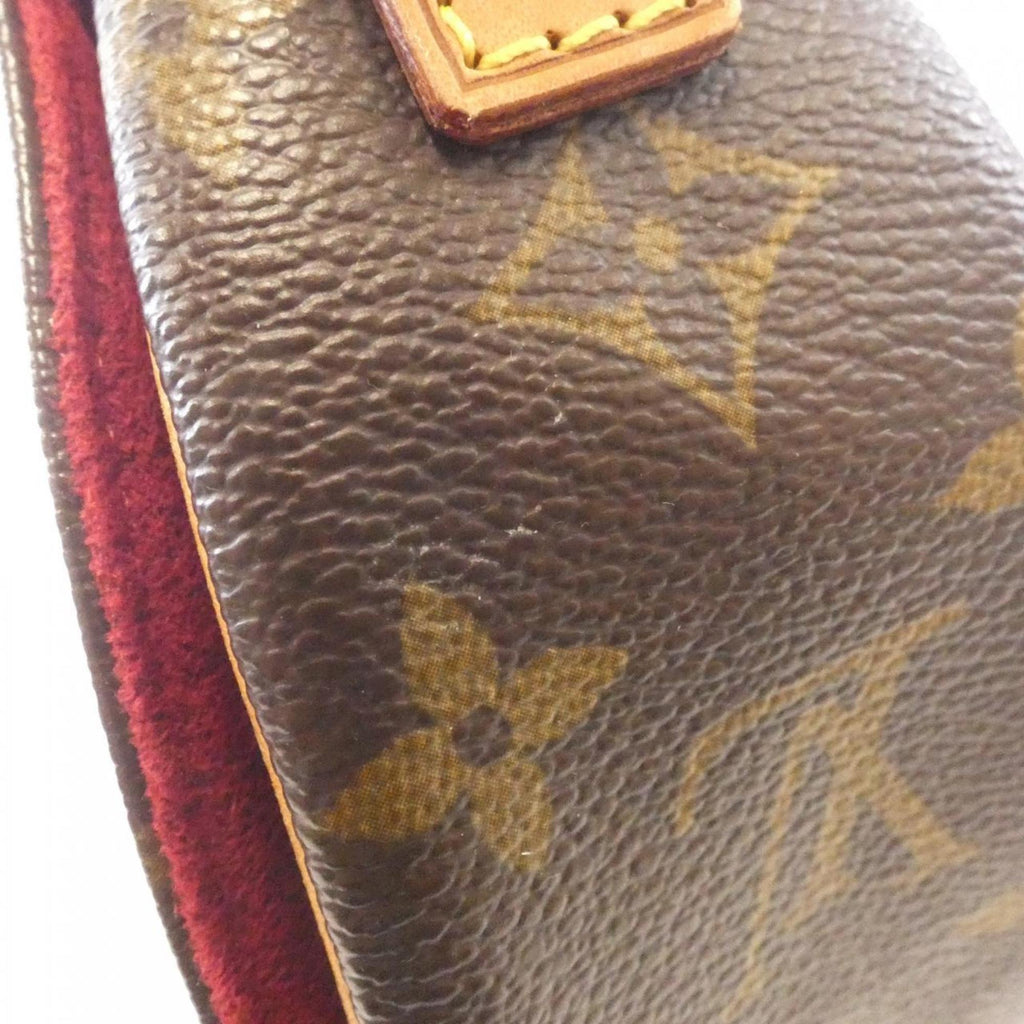 Louis Vuitton Marron Coated Canvas Shoulder Bag (Pre-Owned)