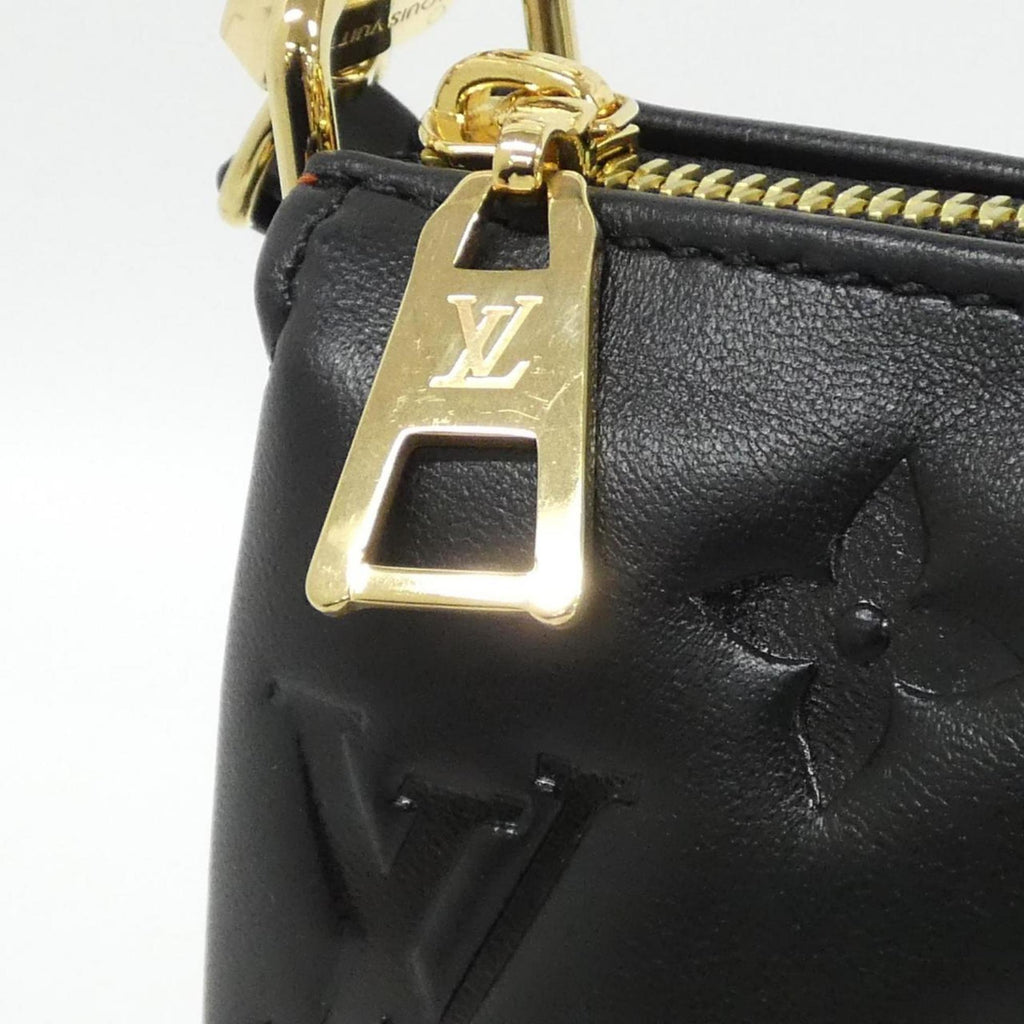 Louis Vuitton Black Leather Shoulder Bag (Pre-Owned)