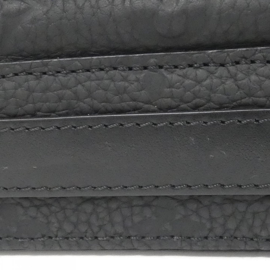 Louis Vuitton Black Leather Shoulder Bag (Pre-Owned)