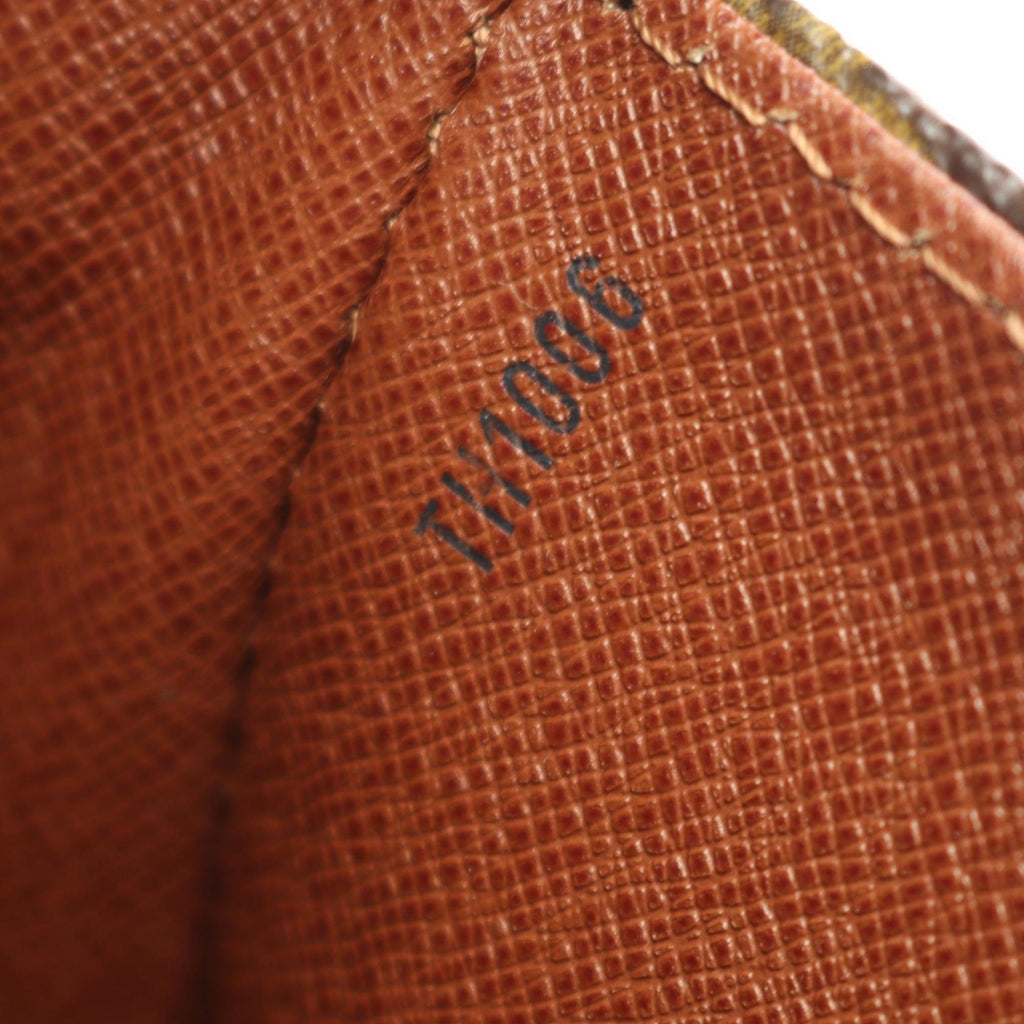 Louis Vuitton Brown Coated Canvas Leather Shoulder Bag (Pre-Owned)