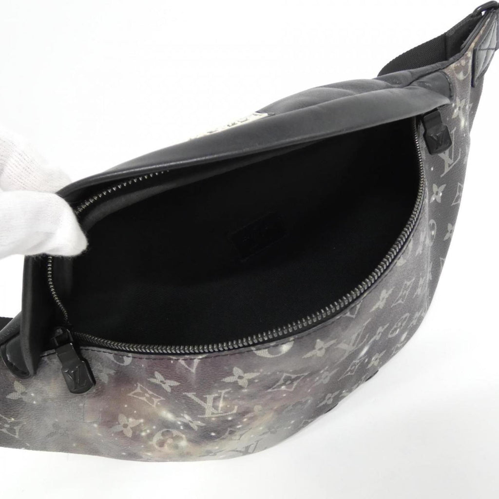 Louis Vuitton Silver Coated Canvas Shoulder Bag (Pre-Owned)
