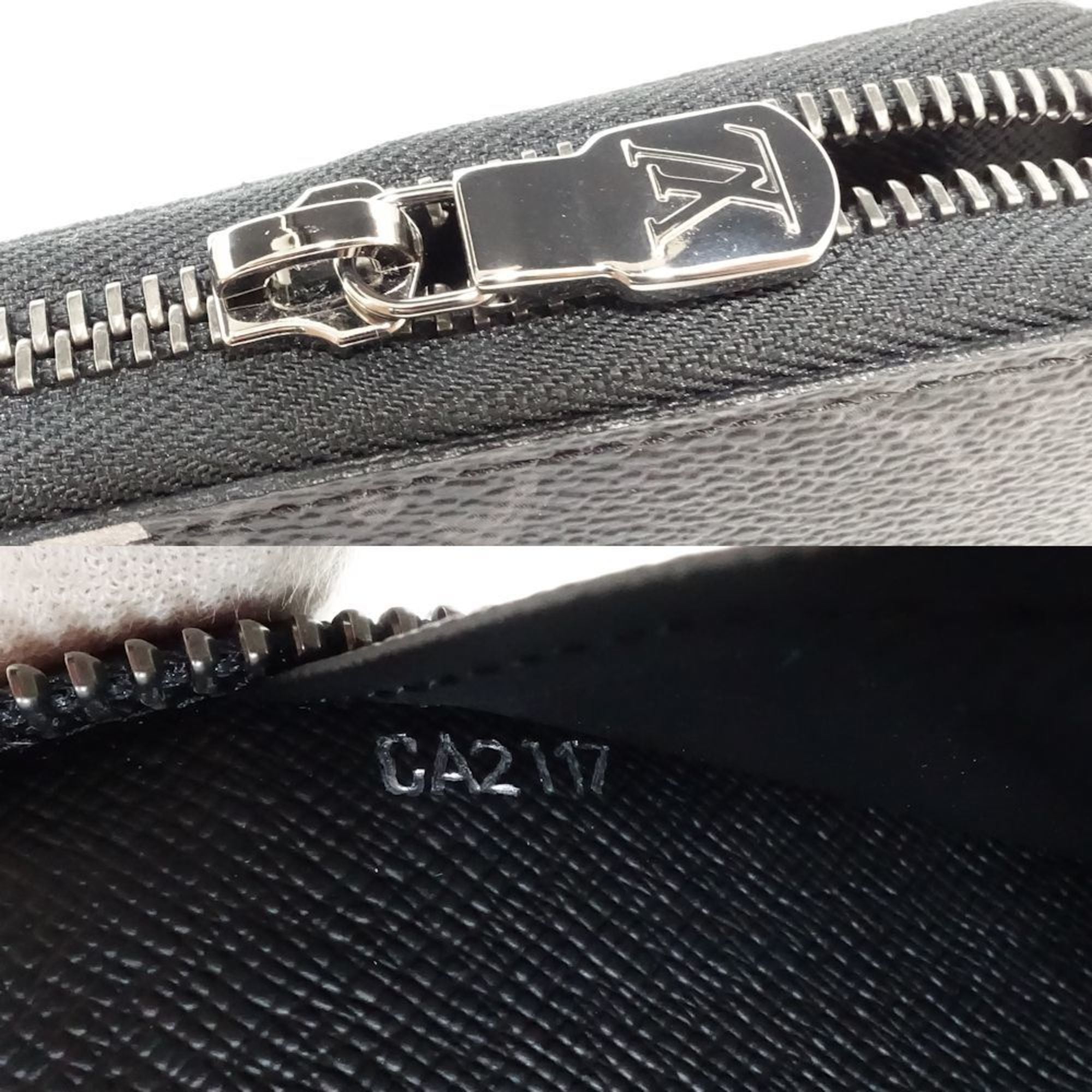 Louis Vuitton Monogram Eclipse Noir Monogram Eclipse Long Wallet (Bi-Fold) (Pre-Owned)