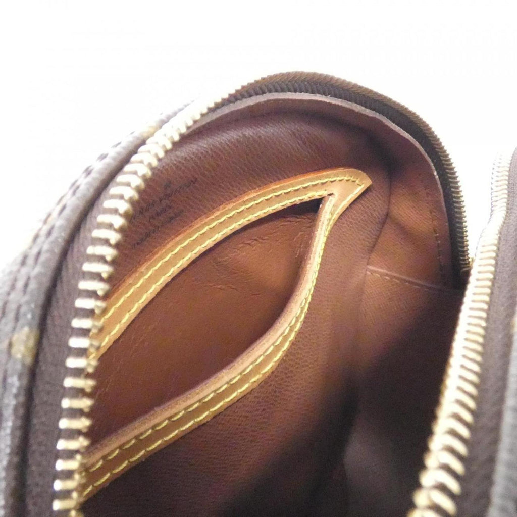 Louis Vuitton Brown Coated Canvas Shoulder Bag (Pre-Owned)