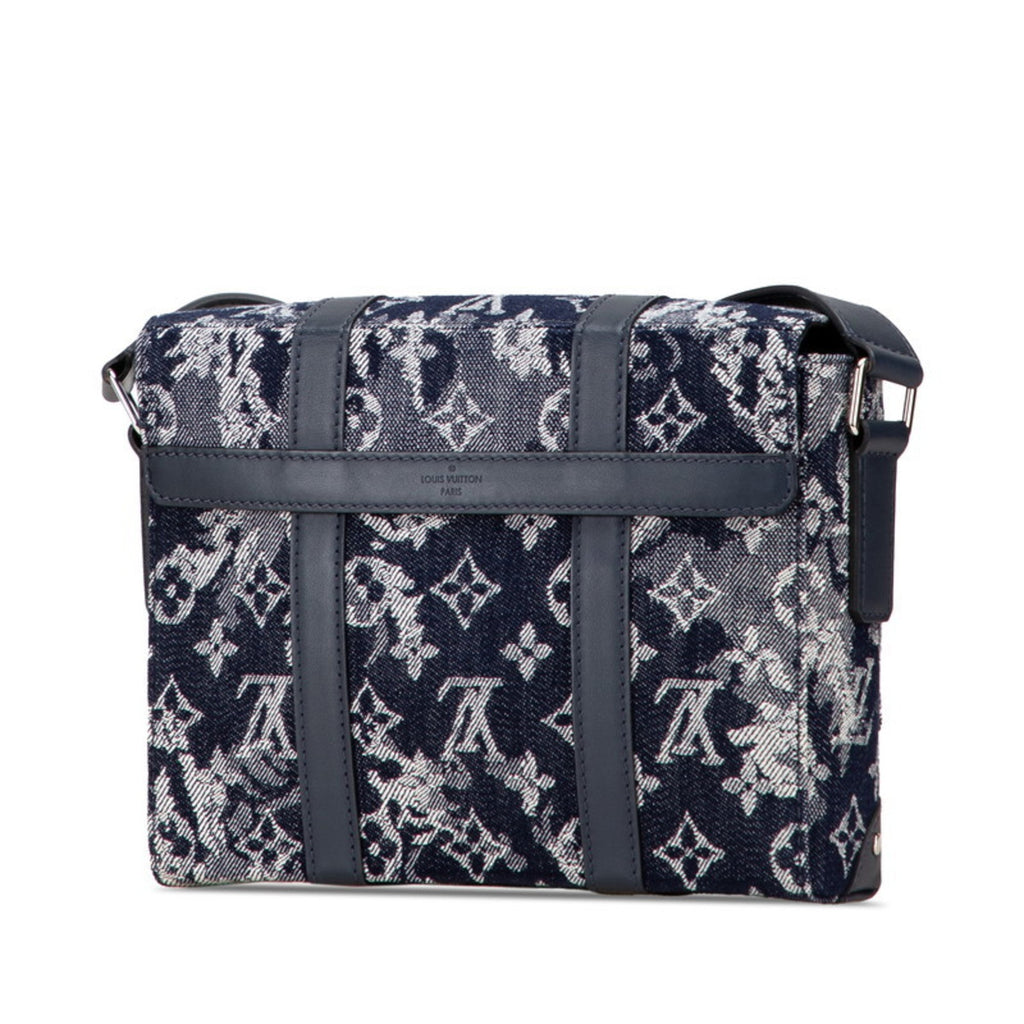 Louis Vuitton Navy Denim Leather Messenger Bag (Pre-Owned)