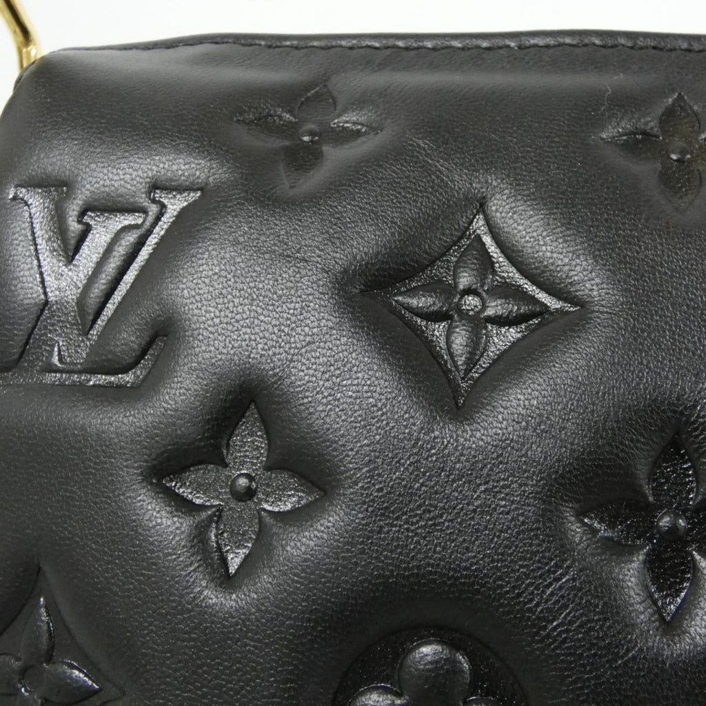 Louis Vuitton Black Leather Shoulder Bag (Pre-Owned)