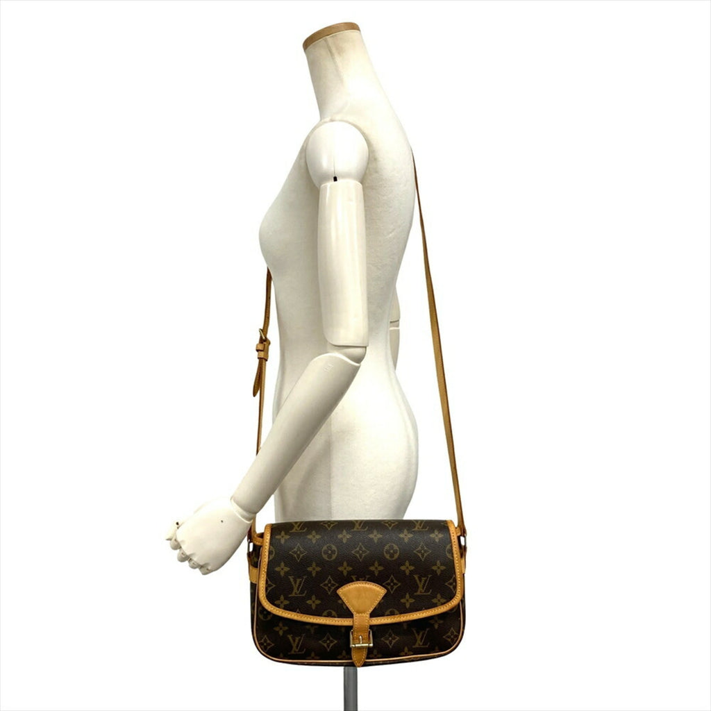 Louis Vuitton Brown Monogram Canvas Shoulder Bag (Pre-Owned)