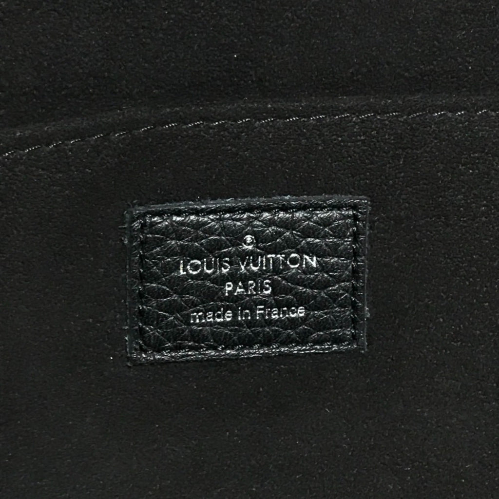 Louis Vuitton Black Noir Leather Clutch Bag Pochette (Pre-Owned)
