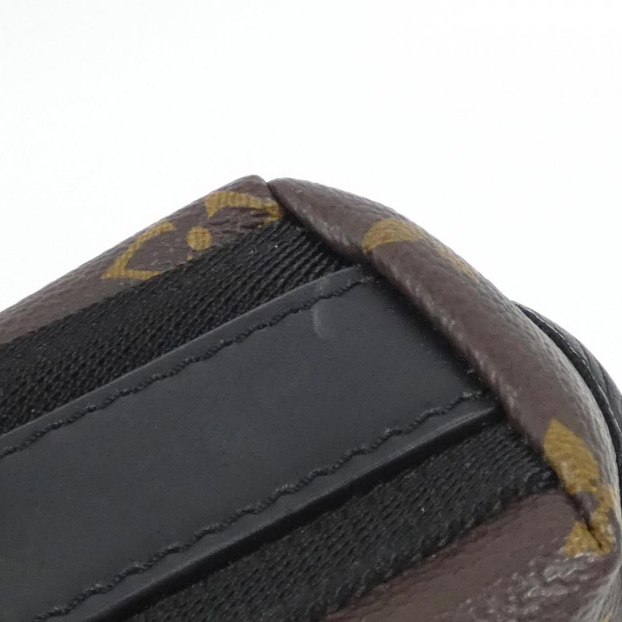 Louis Vuitton Black Brown Coated Canvas Shoulder Bag (Pre-Owned)