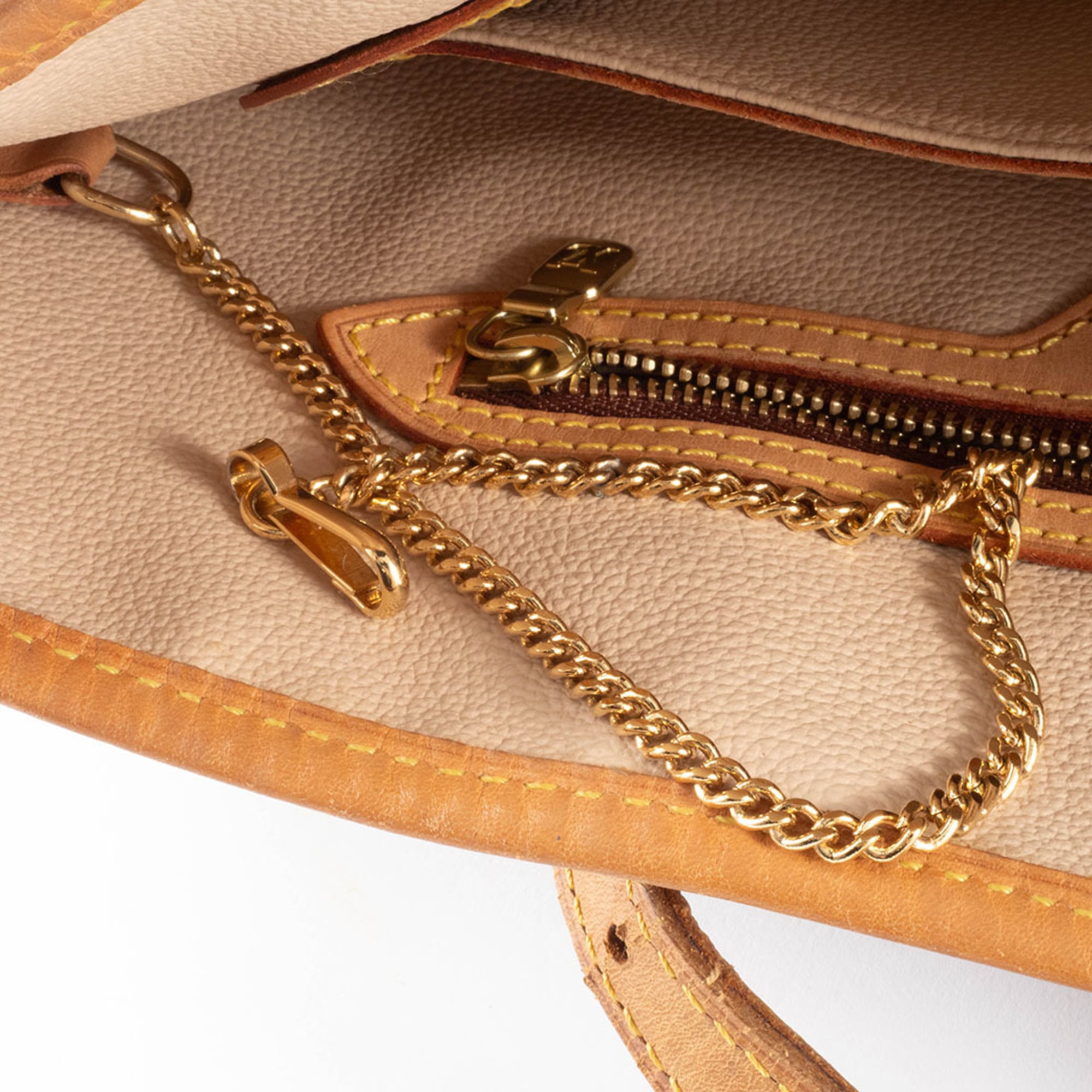 Louis Vuitton Brown Monogram Monogram Canvas Shoulder Bag (Pre-Owned)