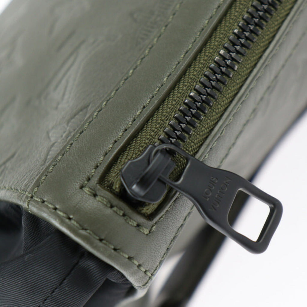 Louis Vuitton Black Khaki Leather Shoulder Bag (Pre-Owned)