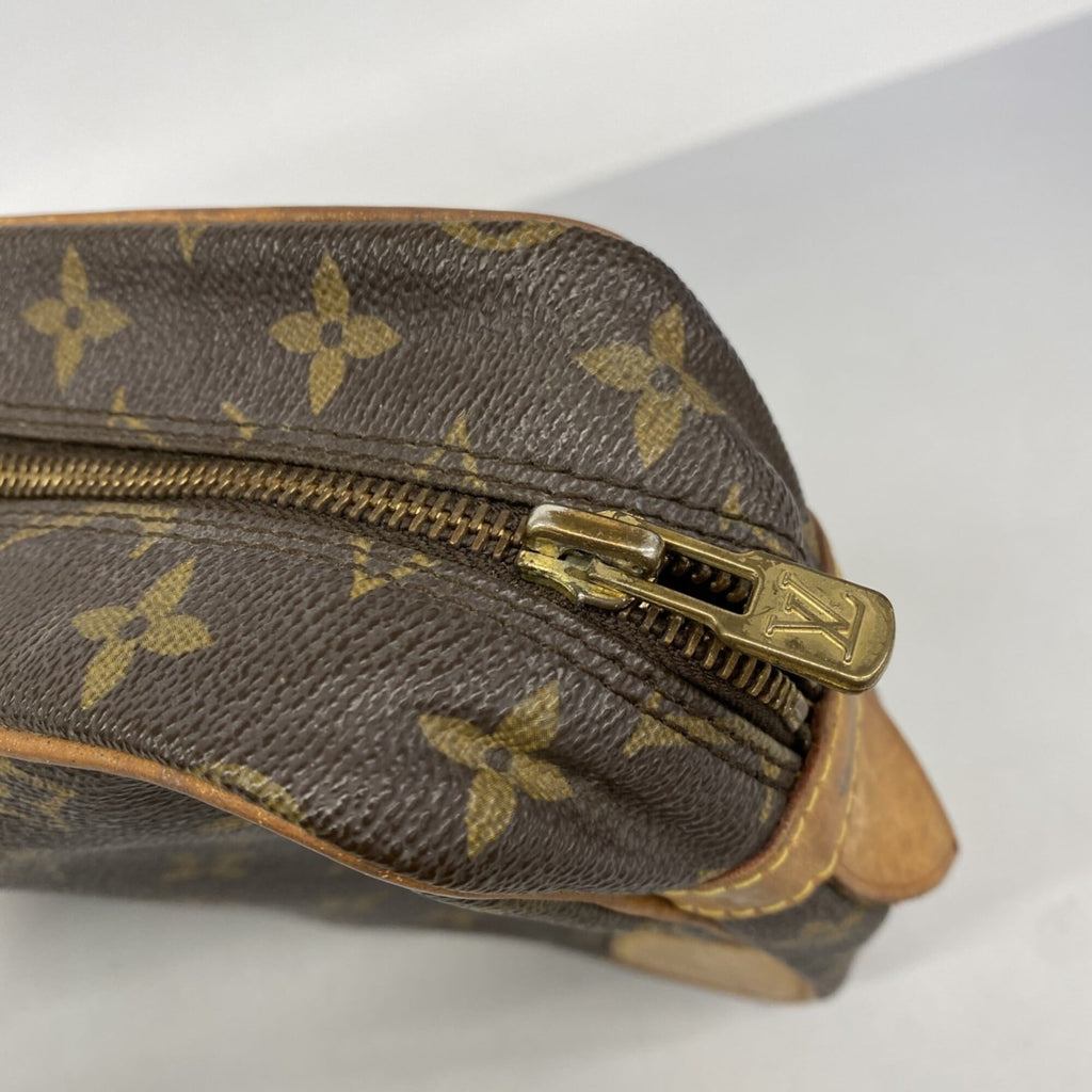Trocadero Handbag Monogram Canvas 27
