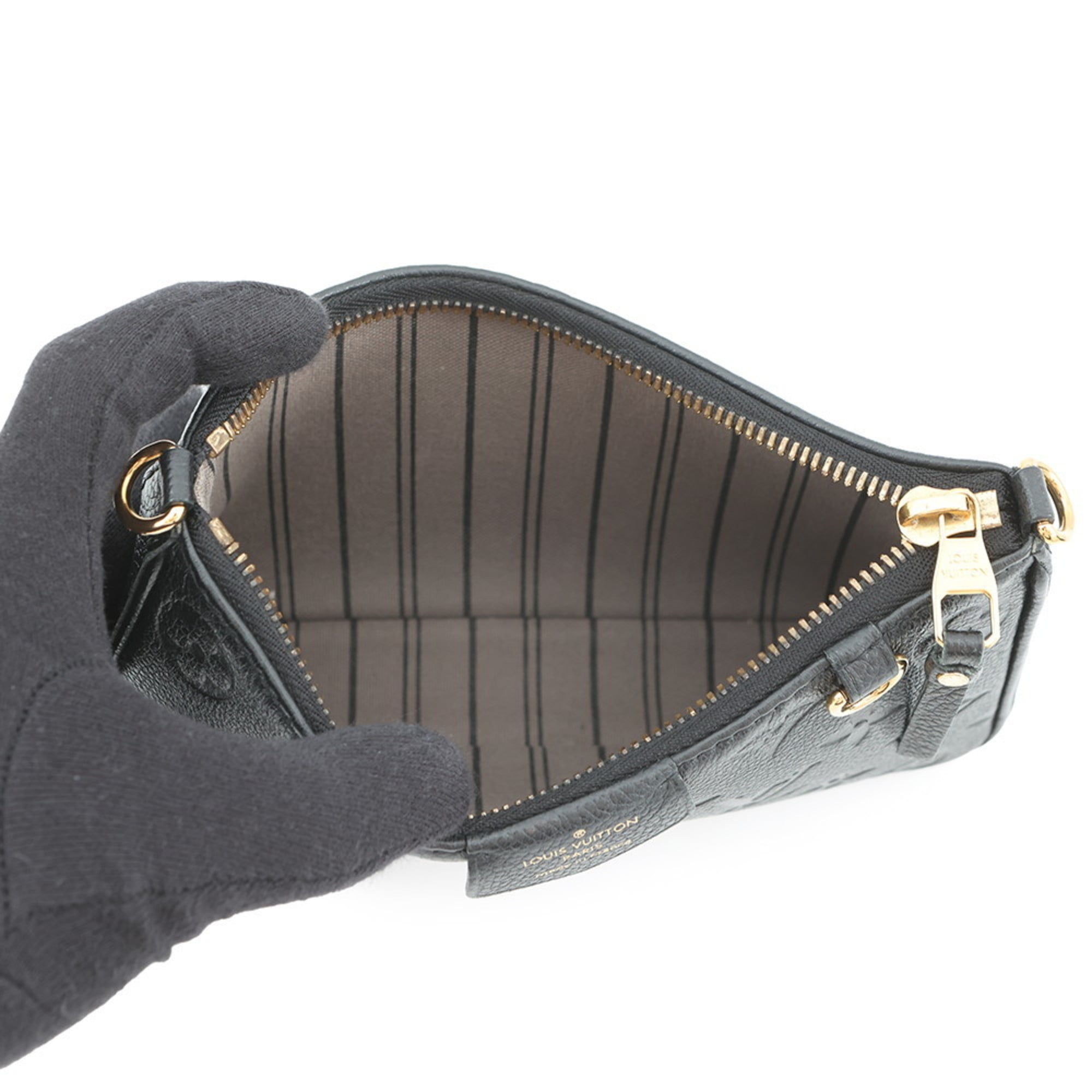 Louis Vuitton Noir Monogram Empreinte Shoulder Bag (Pre-Owned)