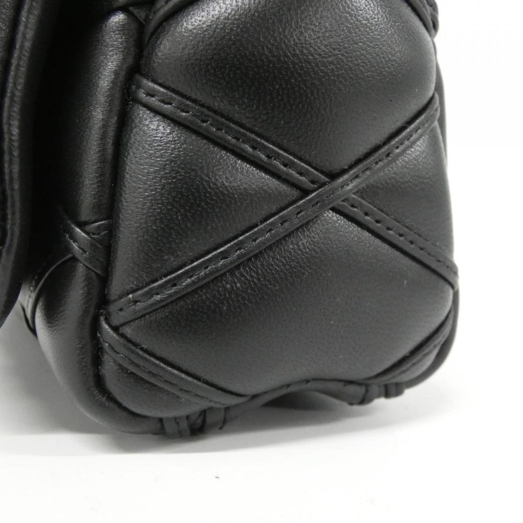 Louis Vuitton Black Leather Shoulder Bag (Pre-Owned)