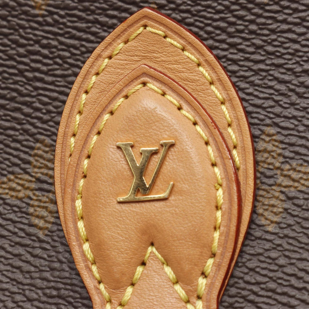 Louis Vuitton Brown Monogram Monogram Shoulder Bag (Pre-Owned)