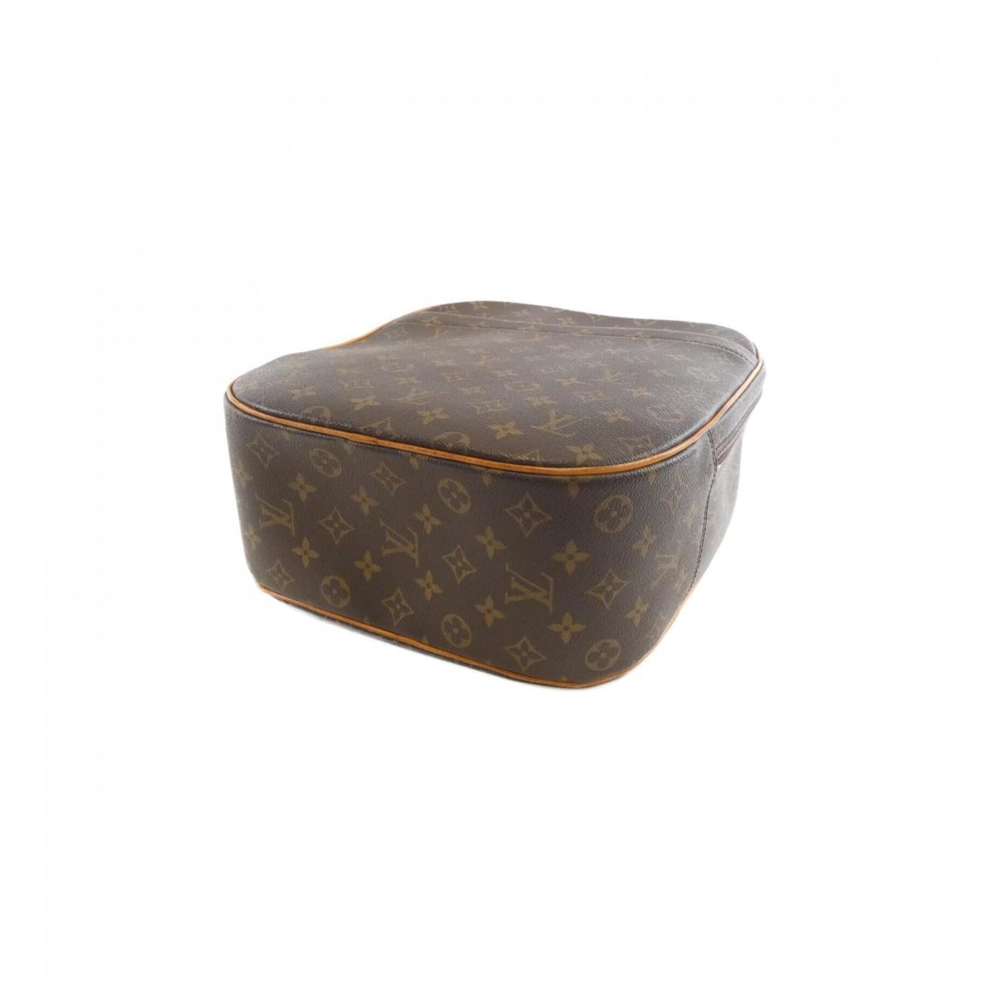 Louis Vuitton Marron Coated Canvas Shoulder Bag (Pre-Owned)