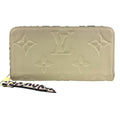 Louis Vuitton Beige Leather Long Wallet (Bi-Fold) (Pre-Owned)