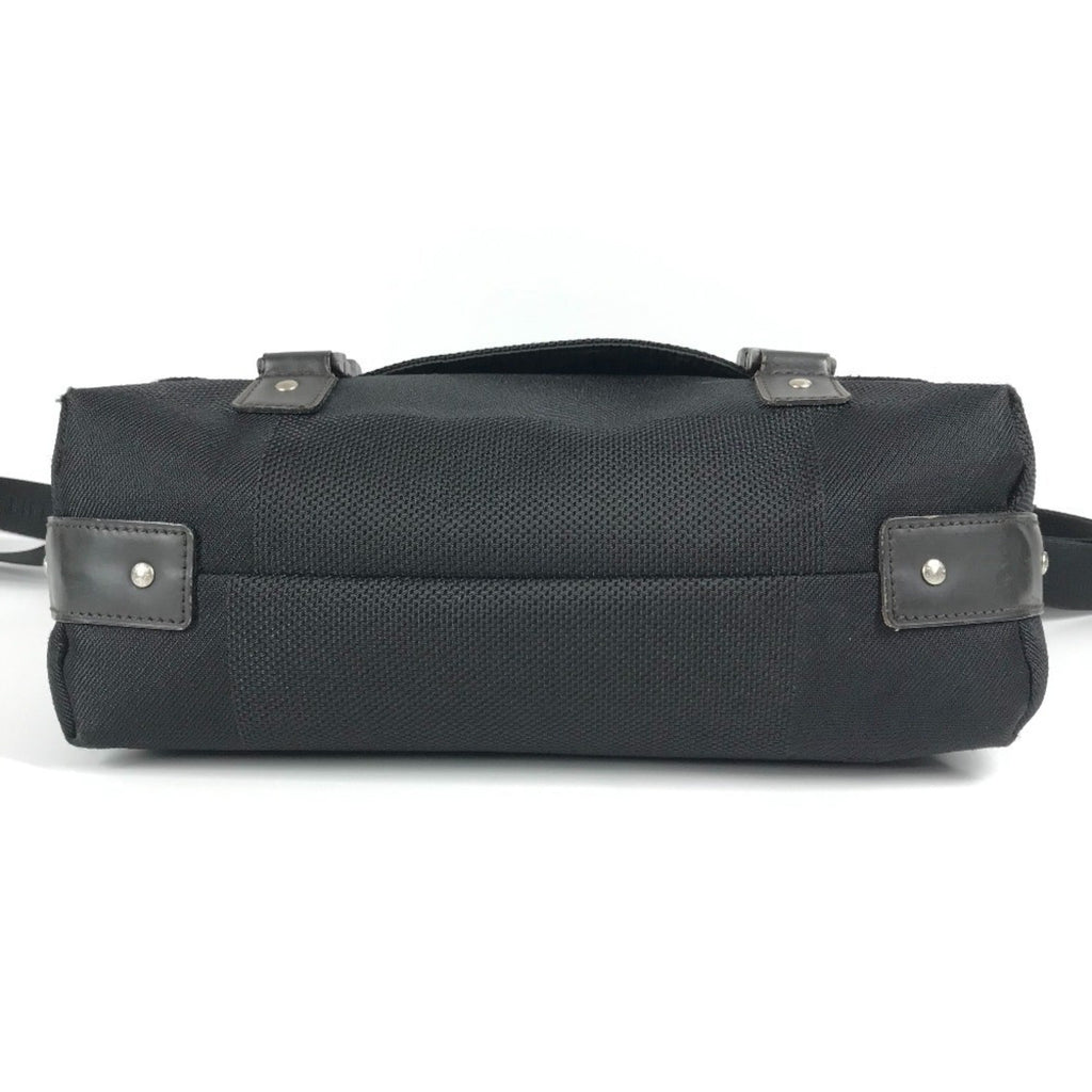 Louis Vuitton Black White Damier Geant Messenger Bag Shoulder Bag (Pre-Owned)