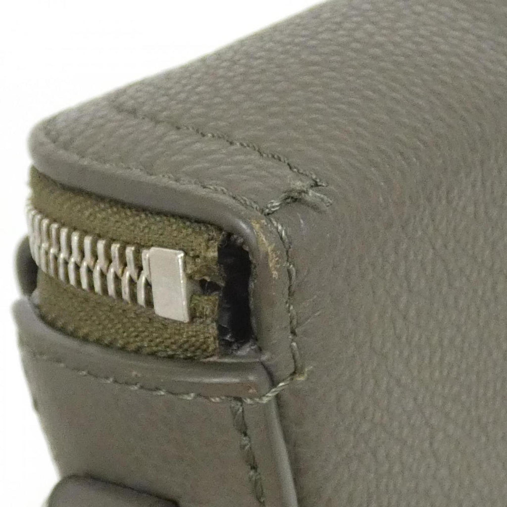 Louis Vuitton Khaki Leather Shoulder Bag (Pre-Owned)