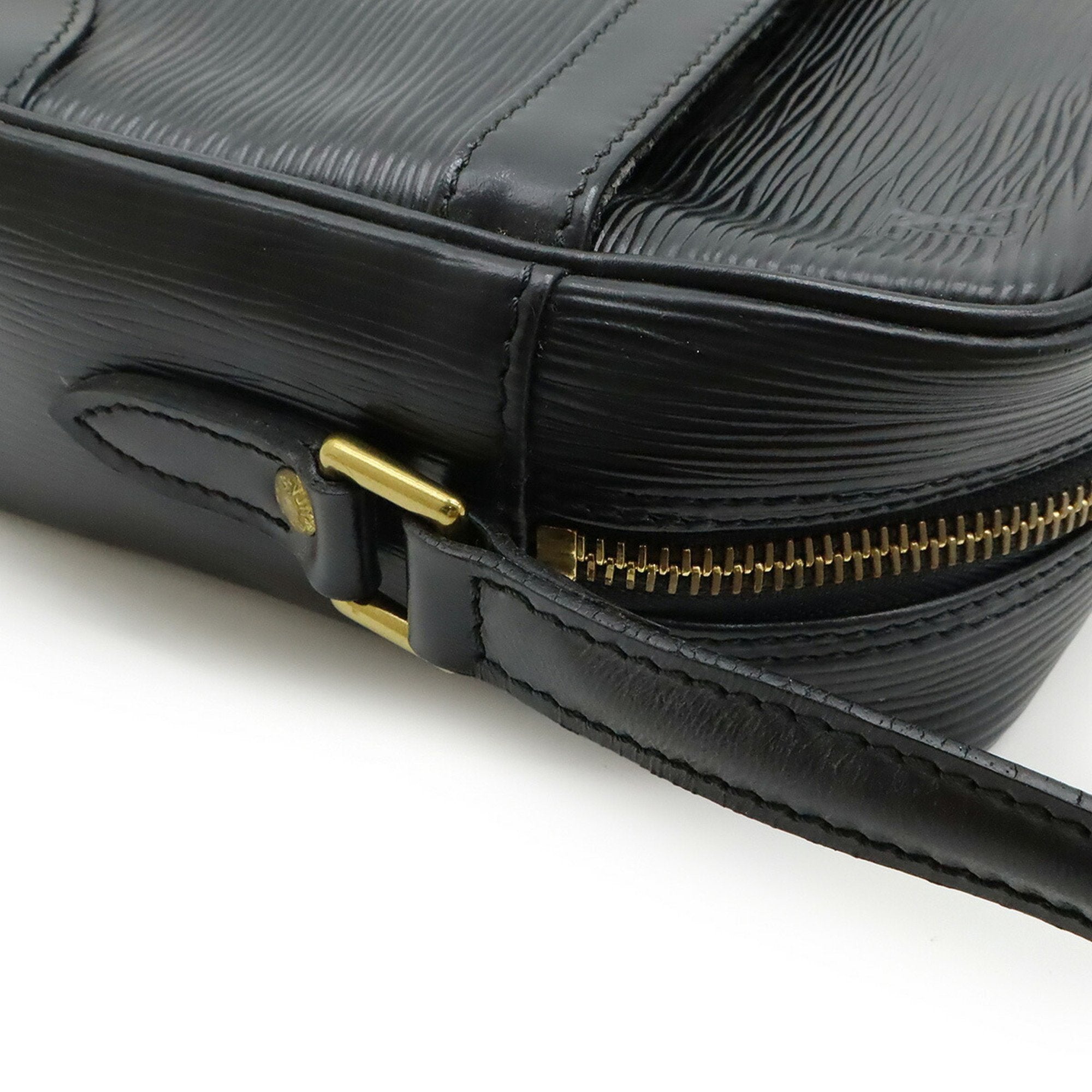 Louis Vuitton Noir Epi Leather Shoulder Bag (Pre-Owned)